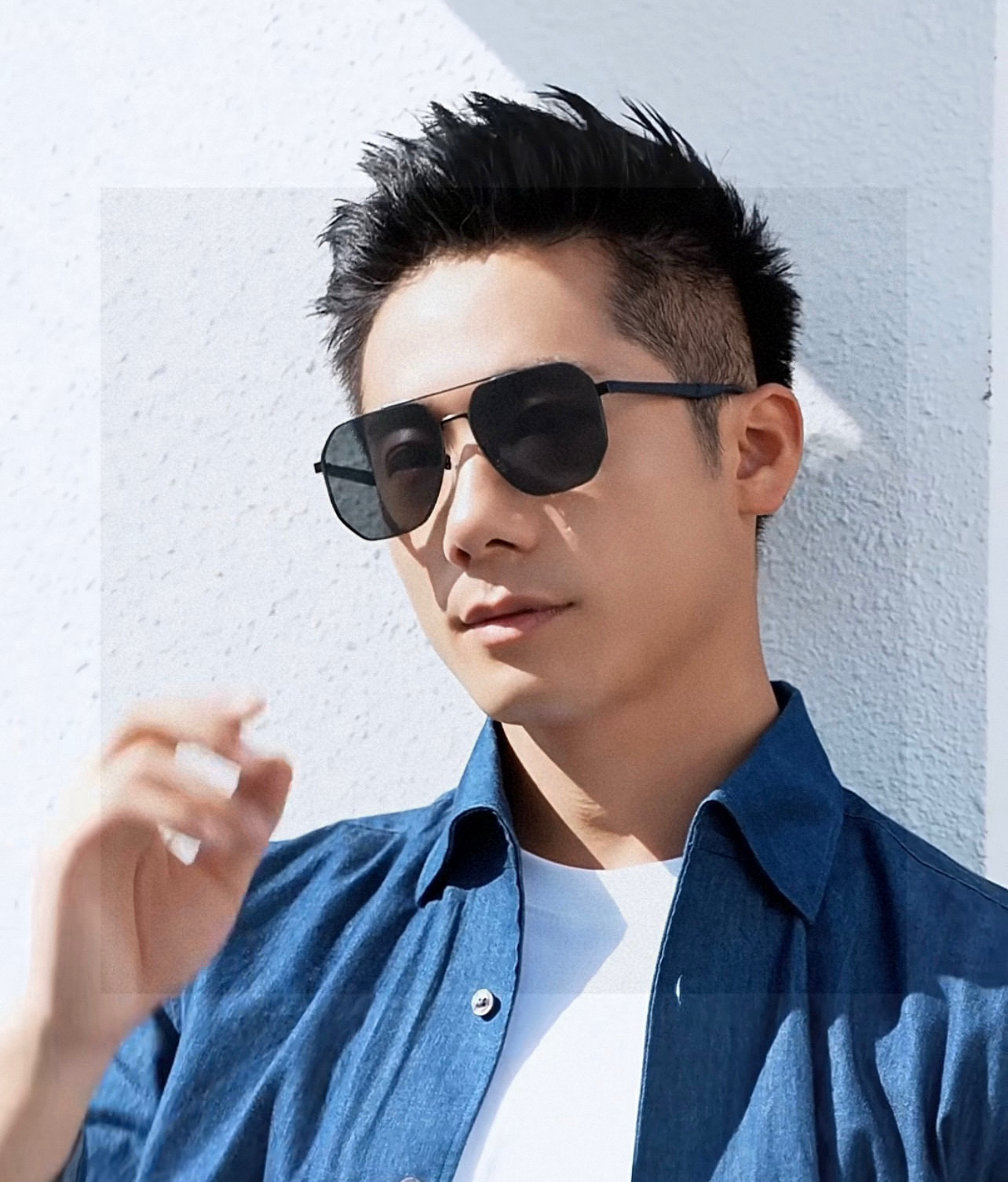   Gucci 。  高品质男女款墨镜   👍 进口宝丽来偏光镜片  。蛤蟆镜 开车钓鱼都可 。百搭显瘦