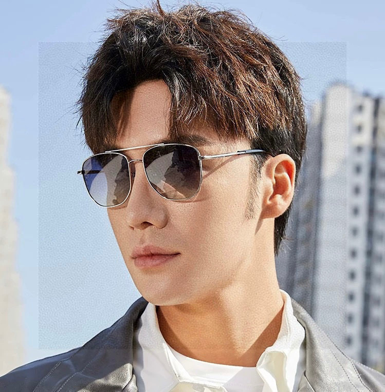   Gucci 。  高品质男女款墨镜   👍 进口宝丽来偏光镜片  。蛤蟆镜 开车钓鱼都可 。百搭显瘦