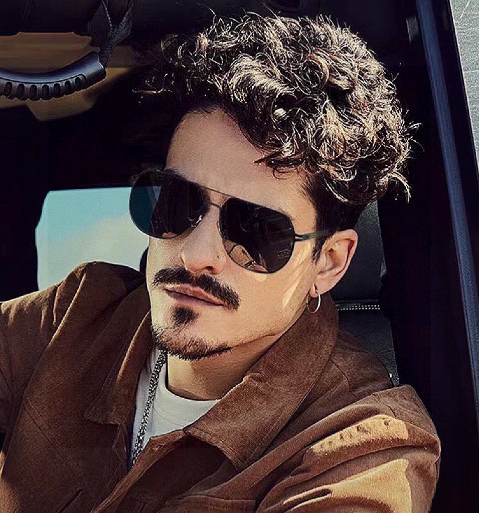 ♦️ GUCCI 2025新款男女情侣款太阳镜iP电镀永不褪色 超轻超有弹性整幅眼镜无螺丝重要的是压不坏