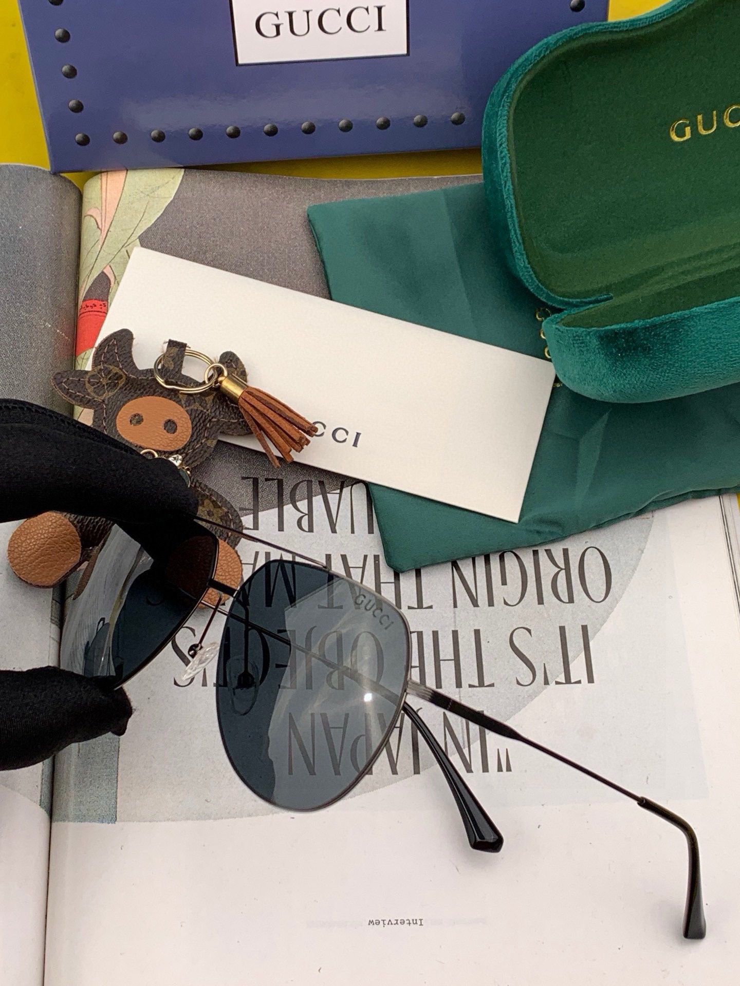         GUCCI 男款炫彩飛行員偏光太陽鏡 ❤️材質：高清尼龍加厚卡槽高清偏光鏡片 🌹無邊框鏡