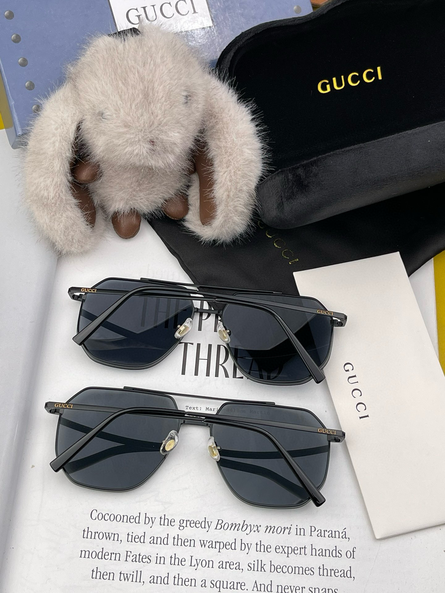         GUCCI 男款炫彩飞行员偏光太阳镜 ❤️材质：高清尼龙加厚卡槽高清偏光镜片 🌹无边框镜