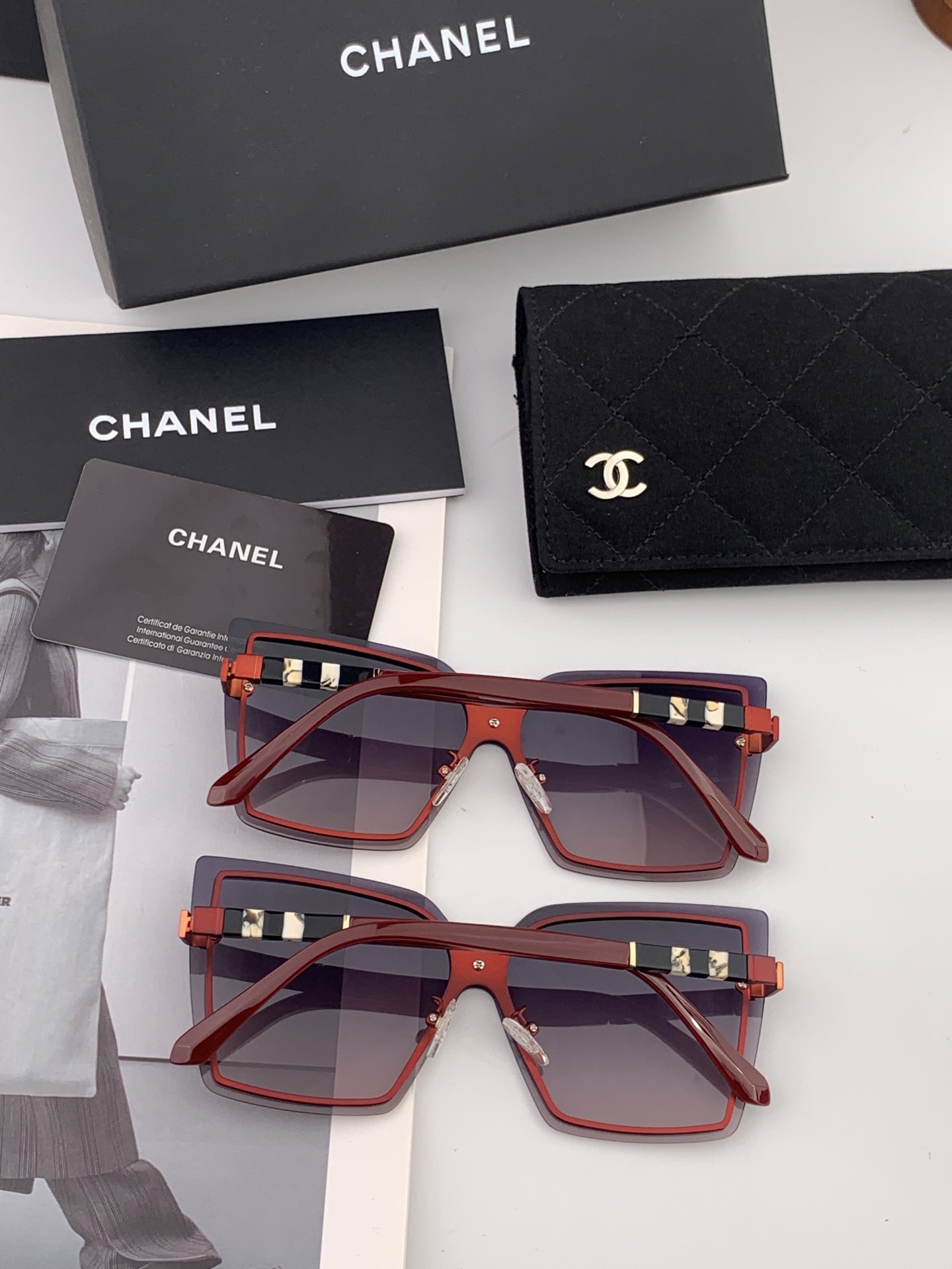  CHANE 香奈儿🌋☔️时尚无框太阳镜镜片 顶级奢侈品强 高品质胜利亲亲🍦🍨 得意 气质非凡😄 🍫🍪女