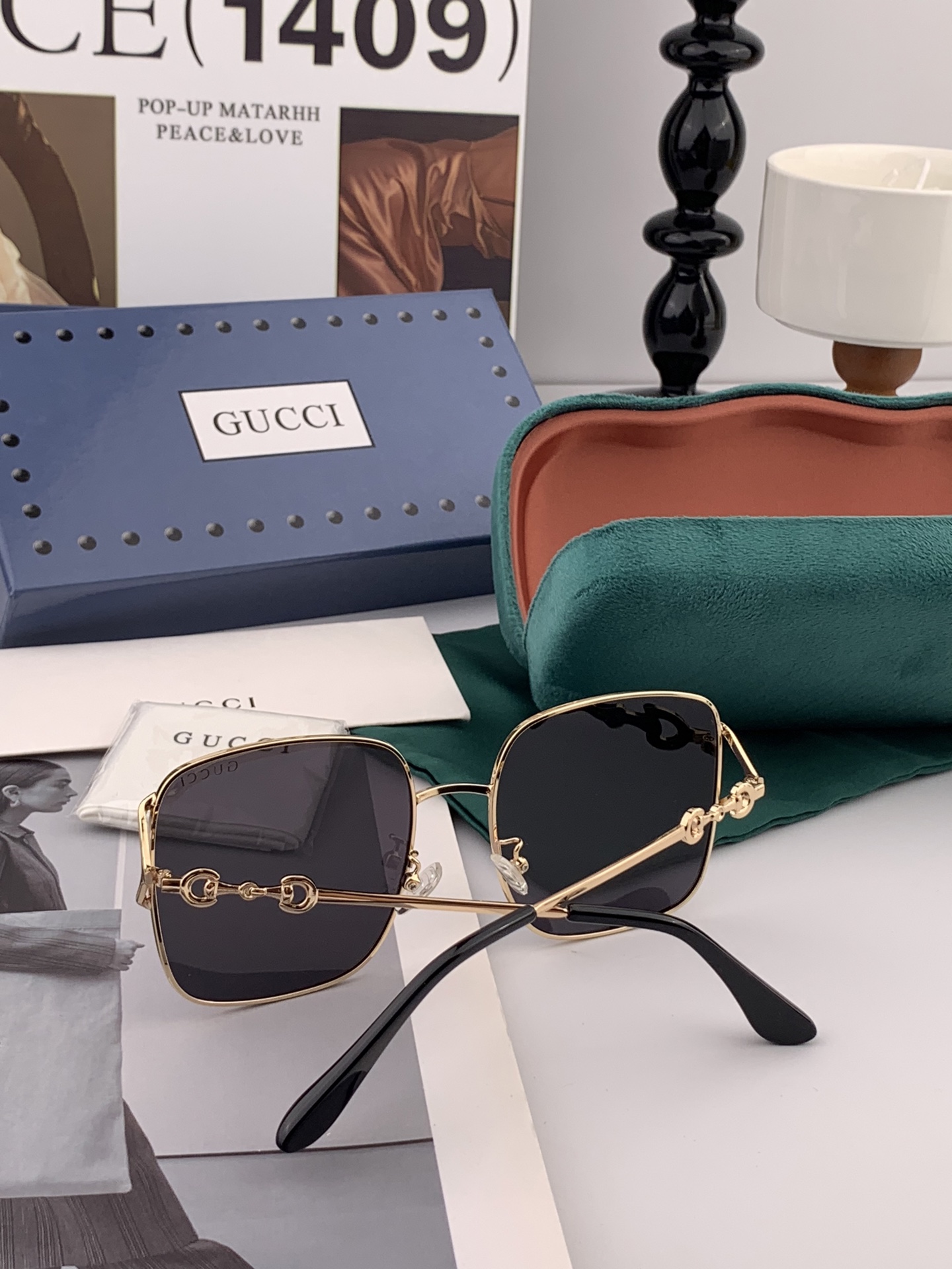  GUCCI 开春新款 最新款方框太阳镜 各路网红纷纷带起气场满分‼️ 俏皮甜美.上脸效果更佳.金属质感