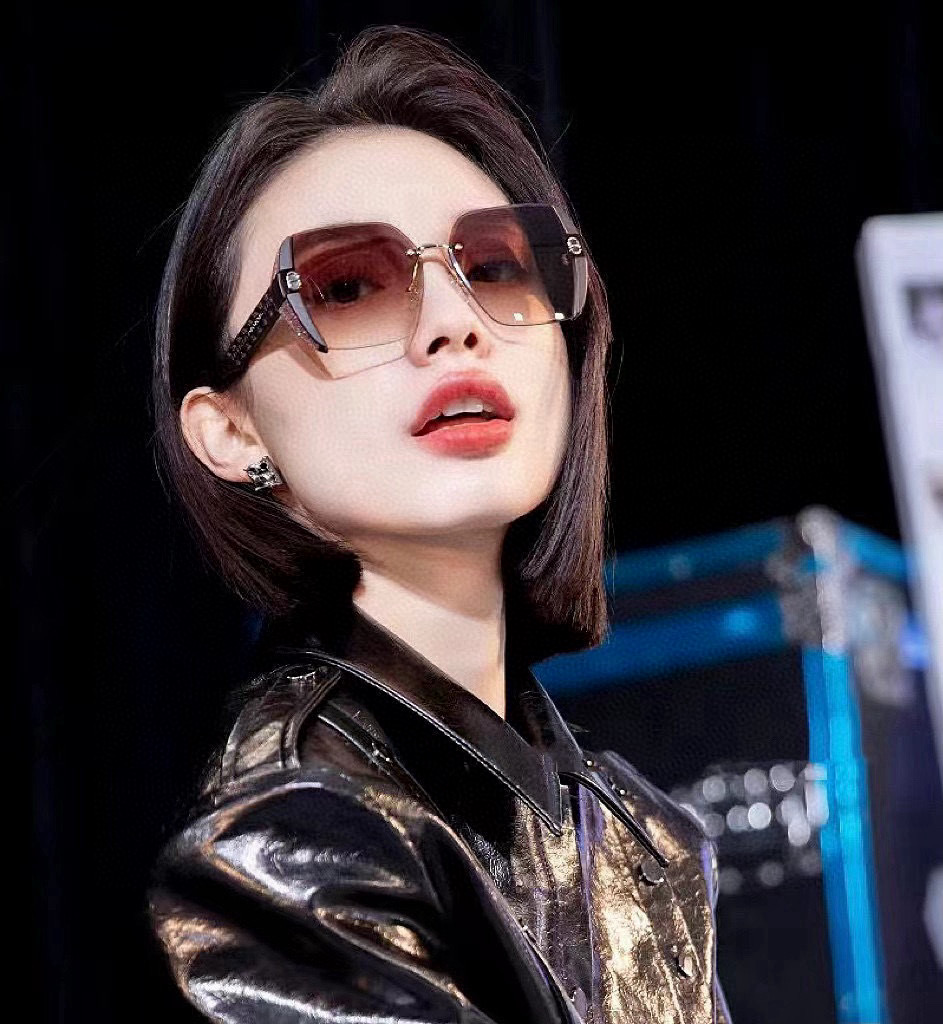  🔺 【DIOR-迪奥】2025开春新款 潮流爆款 时尚方框太阳镜 高品质 佩戴舒适 网红潮款墨镜 女士