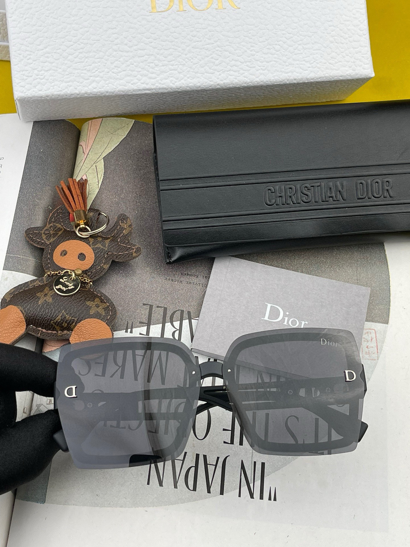   🔺 【DIOR-迪奥】2025开春新款 潮流爆款 时尚方框偏光太阳镜 高品质 佩戴舒适 网红潮款墨镜