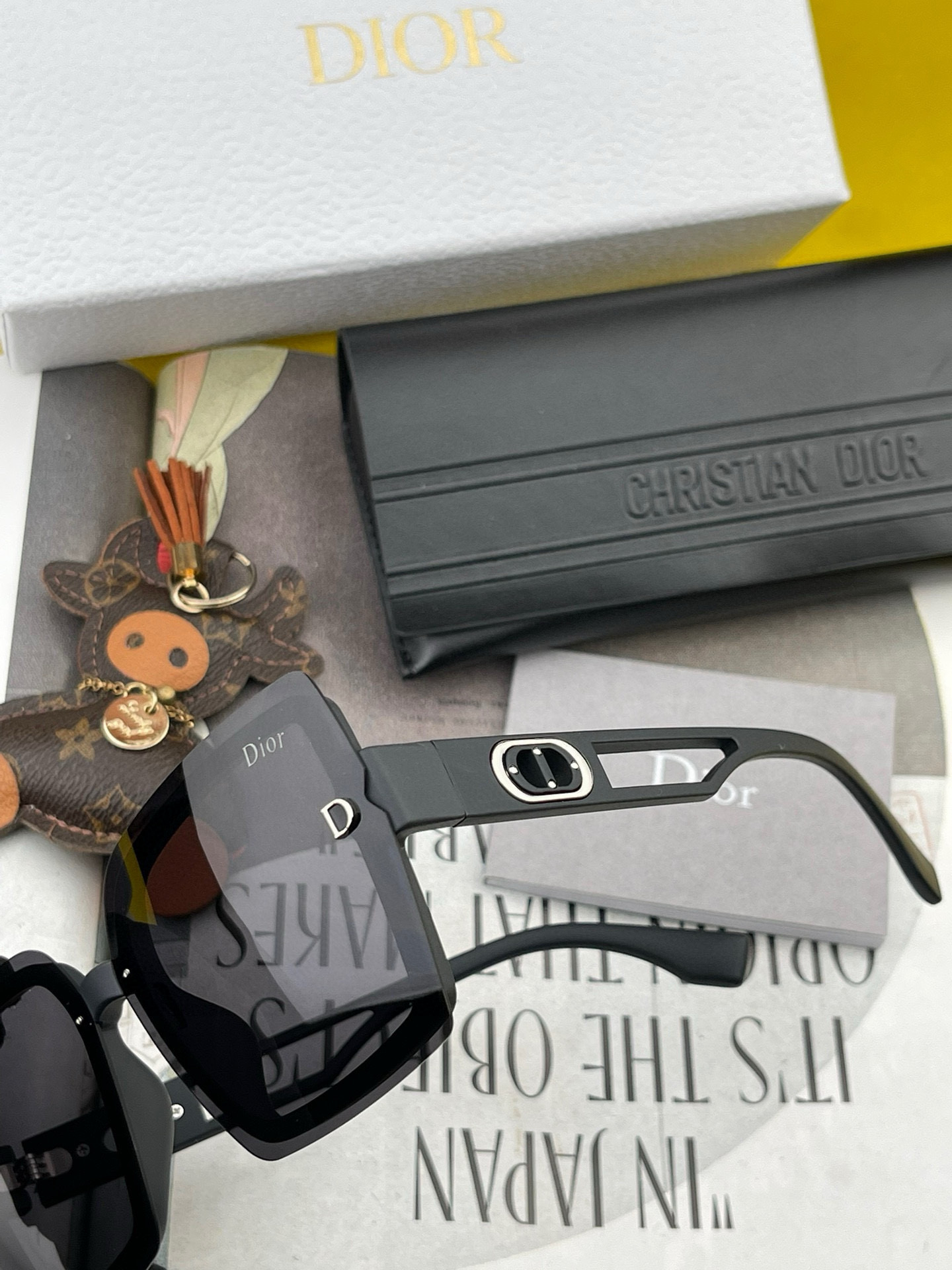   🔺 【DIOR-迪奥】2025开春新款 潮流爆款 时尚方框偏光太阳镜 高品质 佩戴舒适 网红潮款墨镜