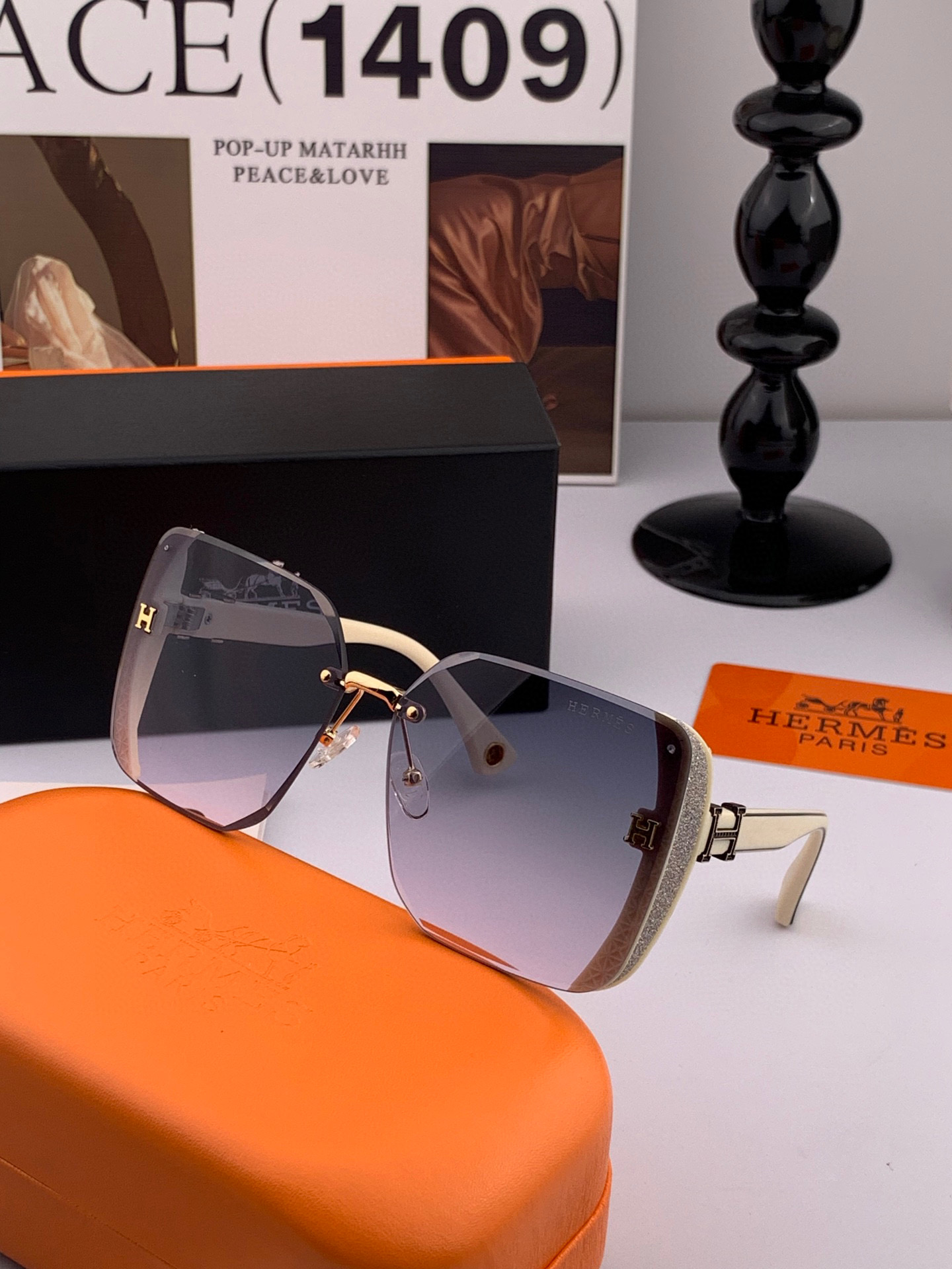   HERMES 爱马仕 2025开春新款🎈原版出货 网红超爆款💙经典奢华全球风强酷亲亲 时尚方框太阳镜