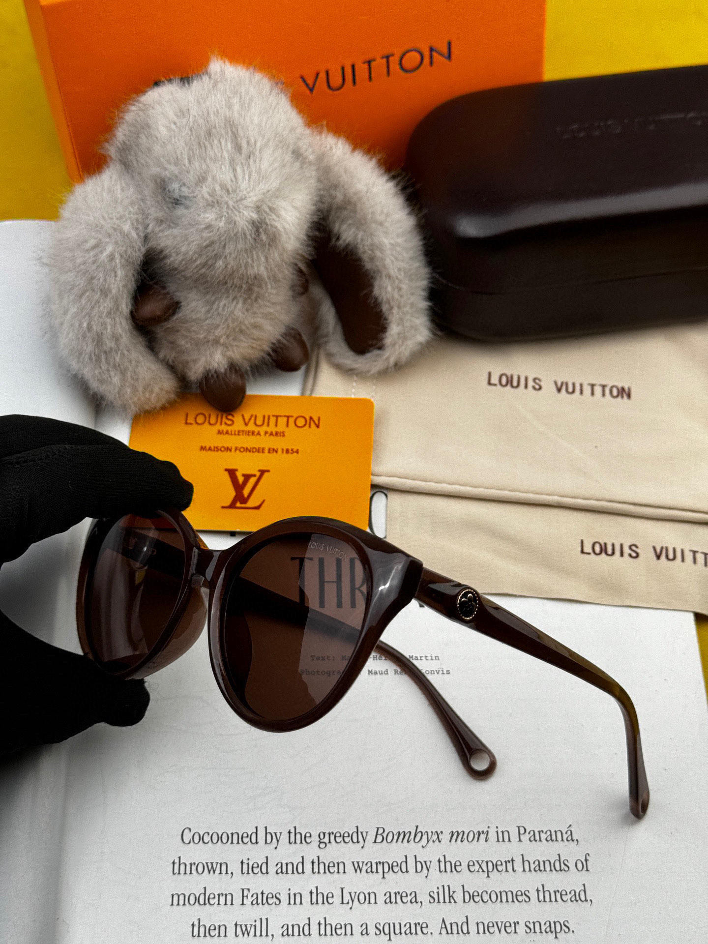   LV 太阳镜潮品官网模特同款 玫瑰玫瑰四叶草🍀精致个性设计简约时尚 高品质值得拥有绝对潮爆整个夏季 