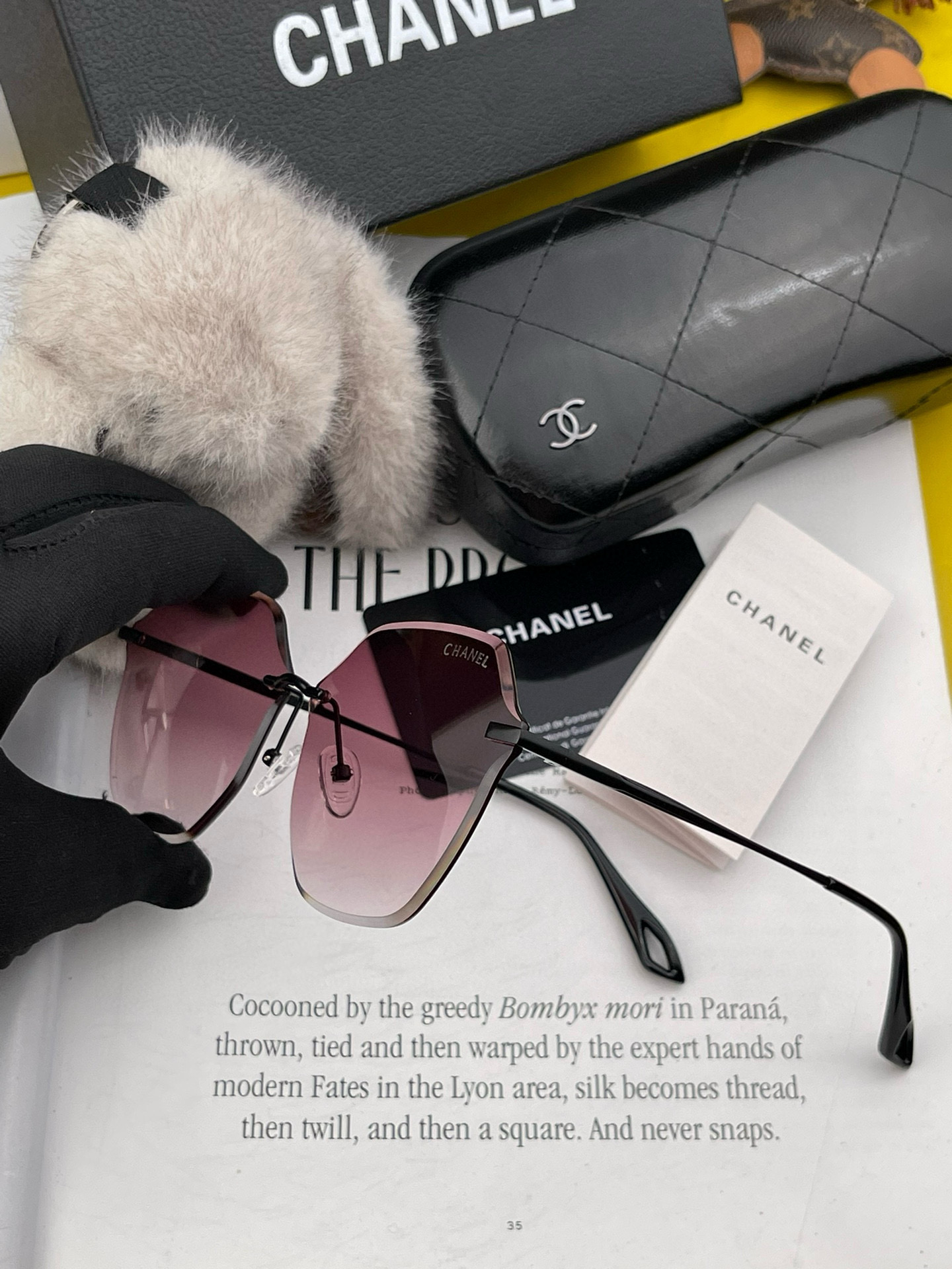 【CHANEL】香奈儿  新款尼龙偏光太眼镜，无框钻石 切边更有质感，大气女人范儿，大脸小脸都好看 ！型