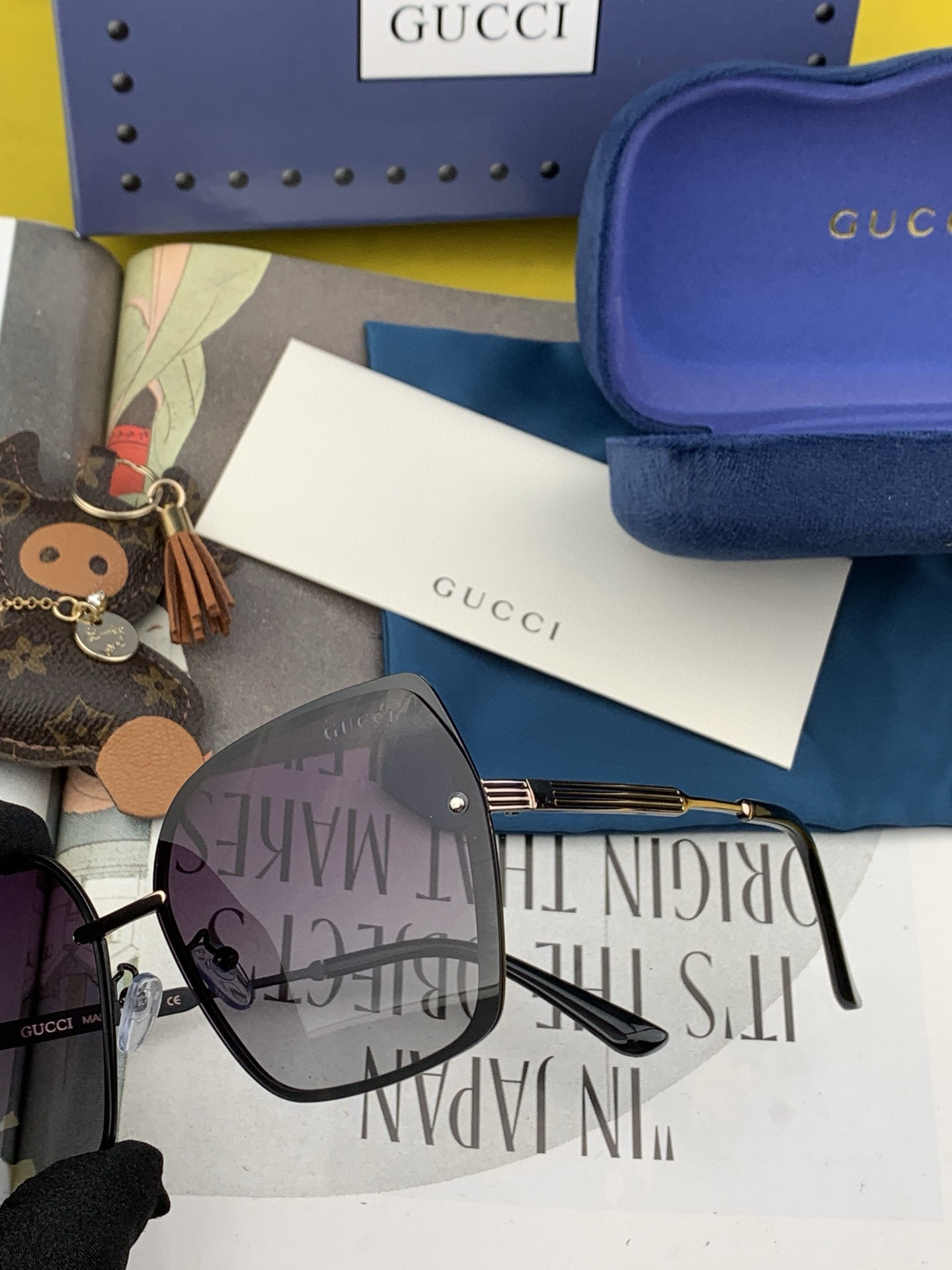  😈GUCCI  😈古驰  方框偏光太阳镜 标志性装饰 男女时尚墨镜 型号：G0031