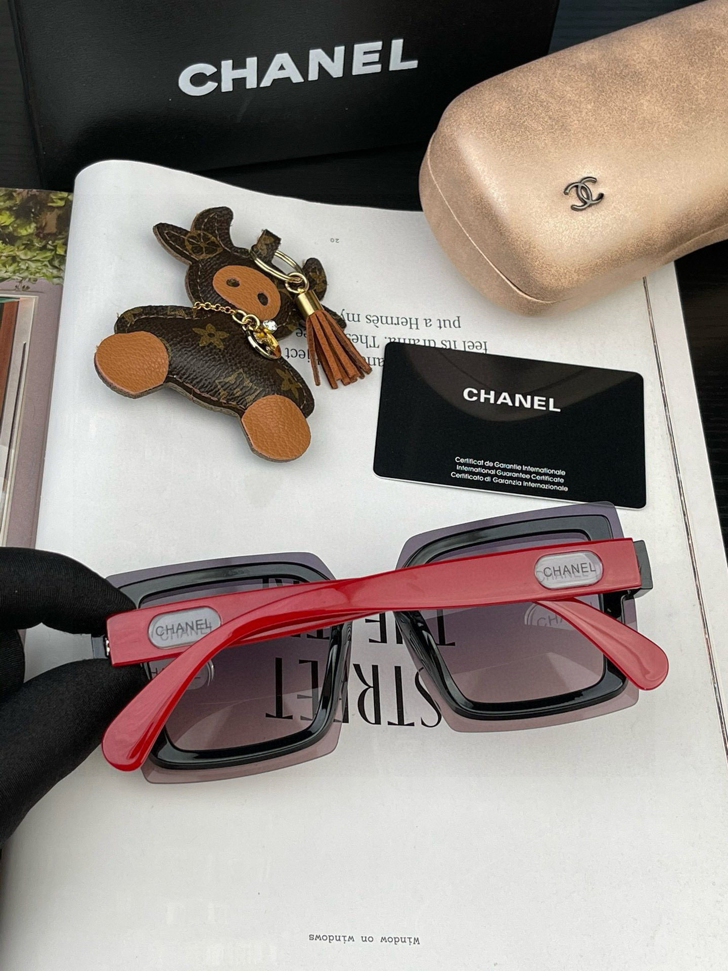   【TR偏光系列】Chanel大框太阳镜墨镜  经典的方框设计，不挑脸型，无论搭配大衣还是连衣裙都非常