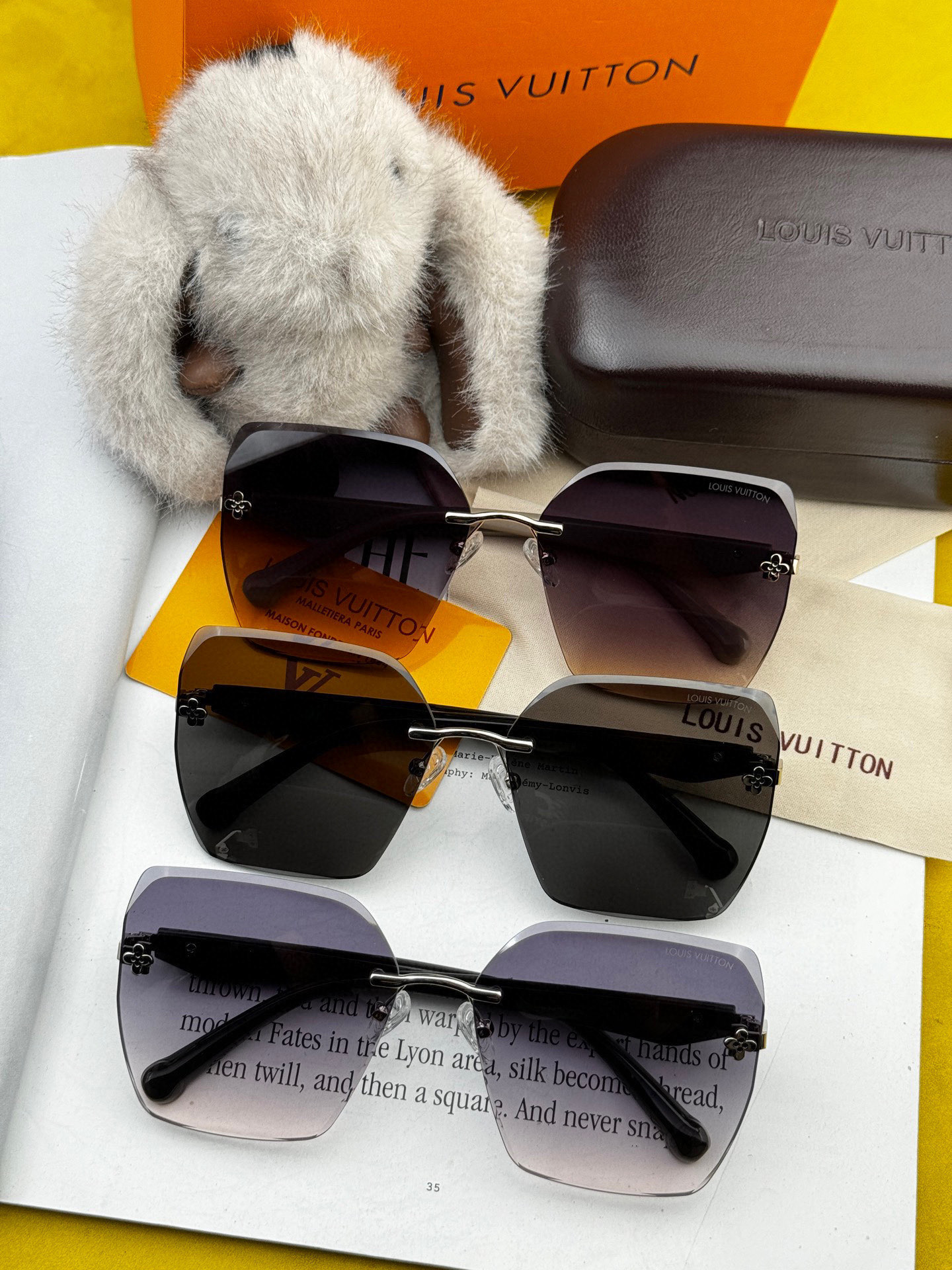 【尼龙系列】lv大框太阳镜墨镜经典的方框设计，不挑脸型，无论搭配大衣还是连衣裙都非常显气质尼龙镜片预防紫