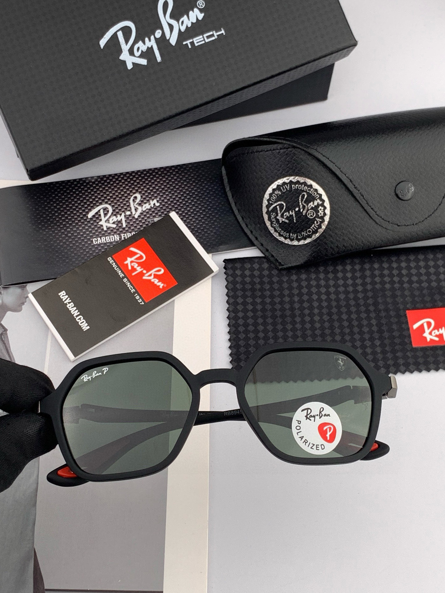  官方同步 品牌雷朋经典男女士玻璃太阳镜          材质：美国宝丽来高清防爆钢化玻璃镜片 型号：