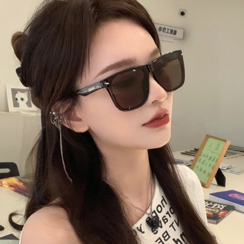 🔺 【GUCCI】2025开春新款 潮流爆款 时尚方框偏光太阳镜 高品质 佩戴舒适 网红潮款墨镜 女士高