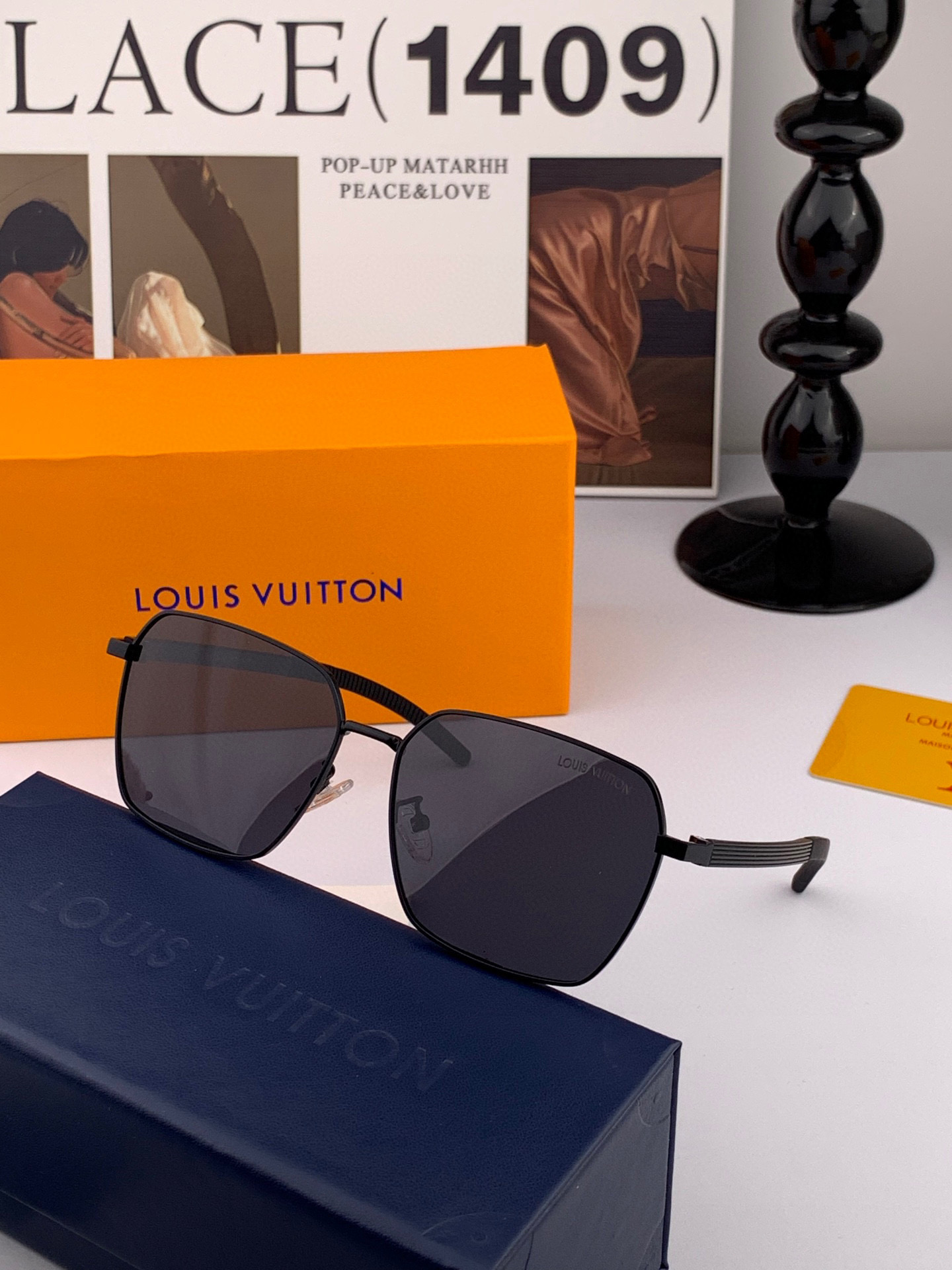   Gucci 。  高品质男女款墨镜   👍 进口宝丽来偏光镜片  。蛤蟆镜 开车钓鱼都可 。百搭显瘦