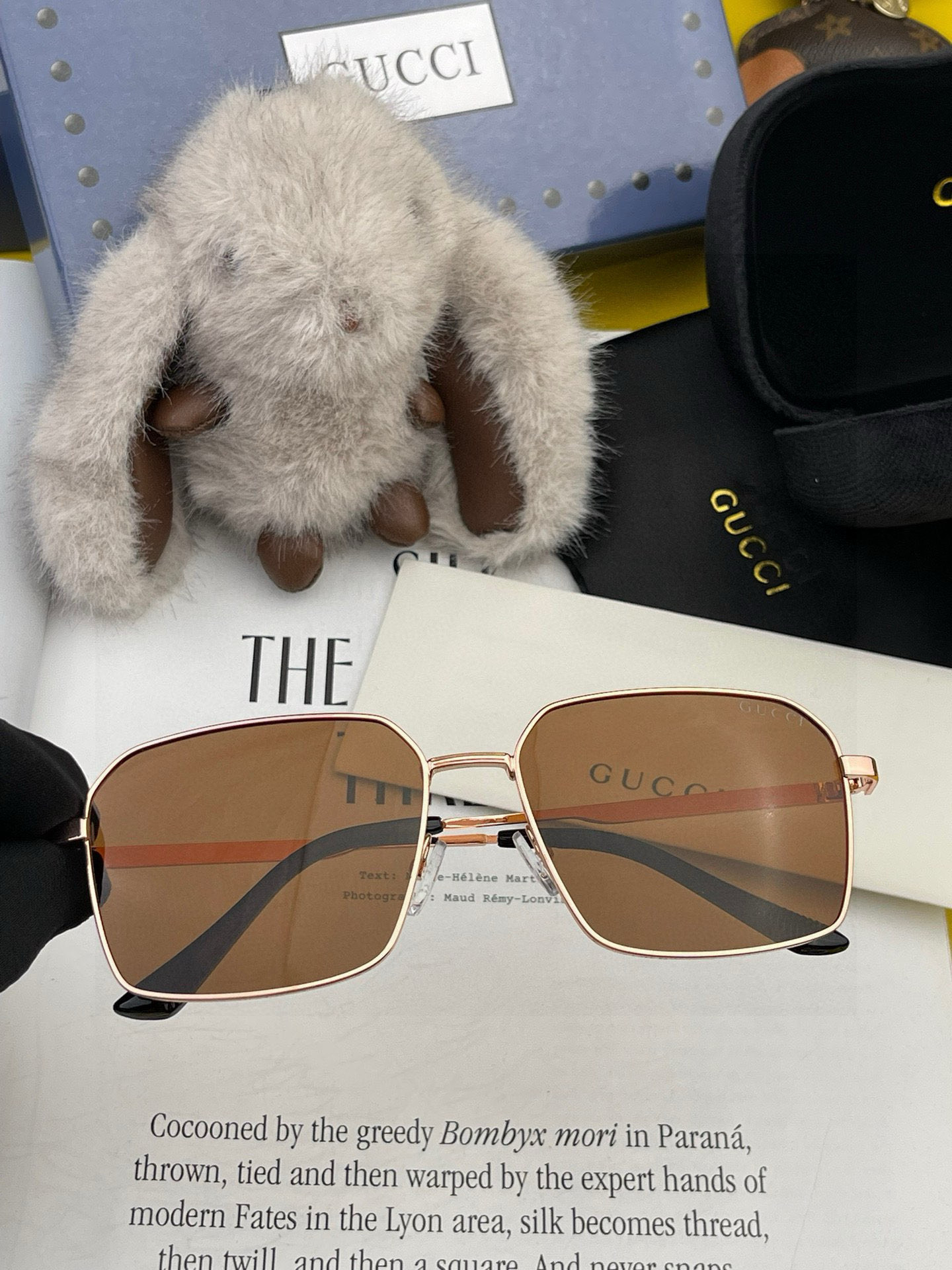   GUCCI-2025新款偏光太阳镜、完美品质，独特设计  适合各种脸型，‼️经典太阳镜 超个性 古典