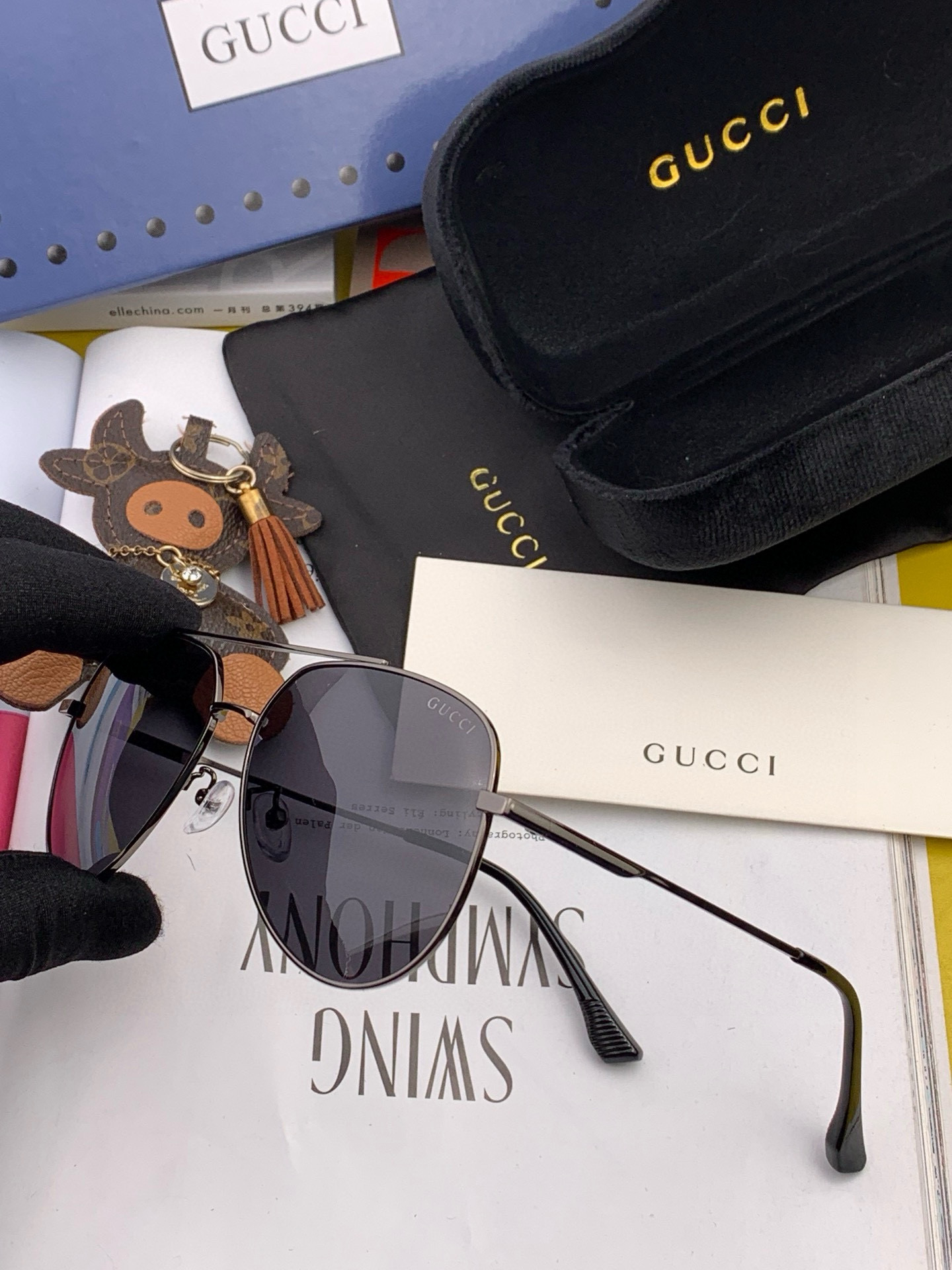   Gucci 。  高品质男女款墨镜   👍 进口宝丽来偏光镜片  。蛤蟆镜 开车钓鱼都可 。百搭显瘦