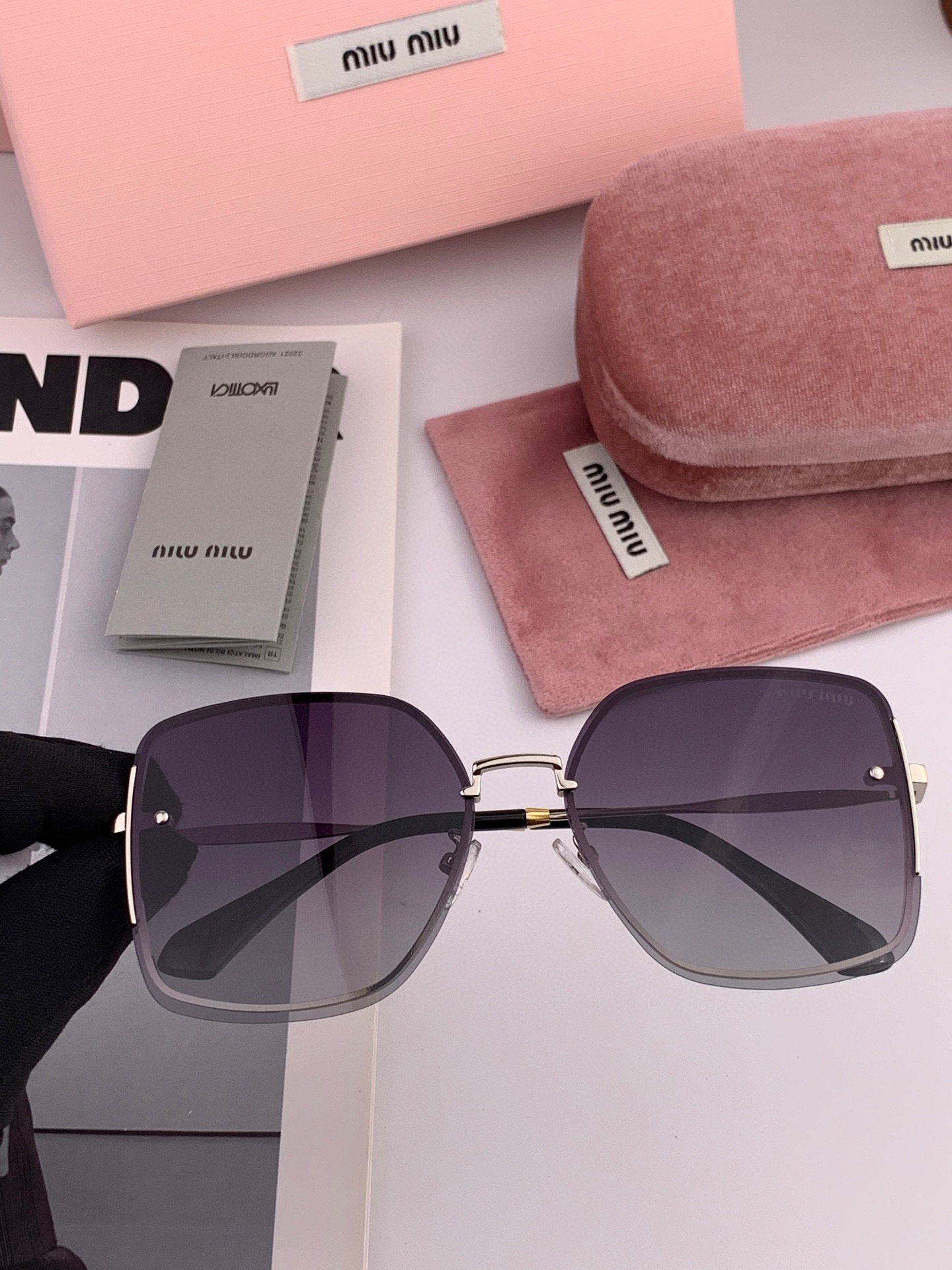  🔺 【缪缪 TR偏光太阳镜】2025开春新款 潮流爆款 时尚方框偏光太阳镜 高品质 佩戴舒适 网红潮款