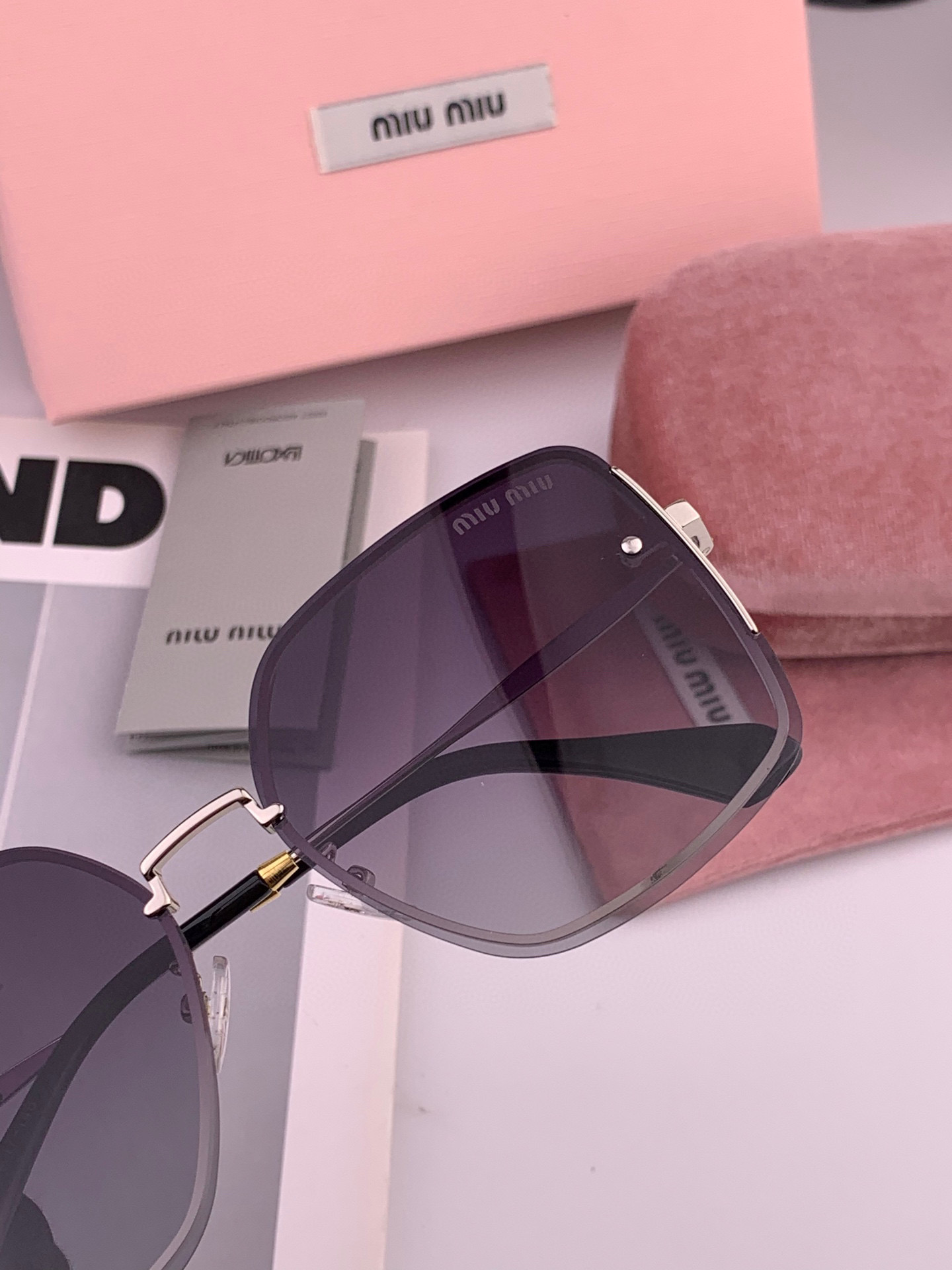  🔺 【缪缪 TR偏光太阳镜】2025开春新款 潮流爆款 时尚方框偏光太阳镜 高品质 佩戴舒适 网红潮款