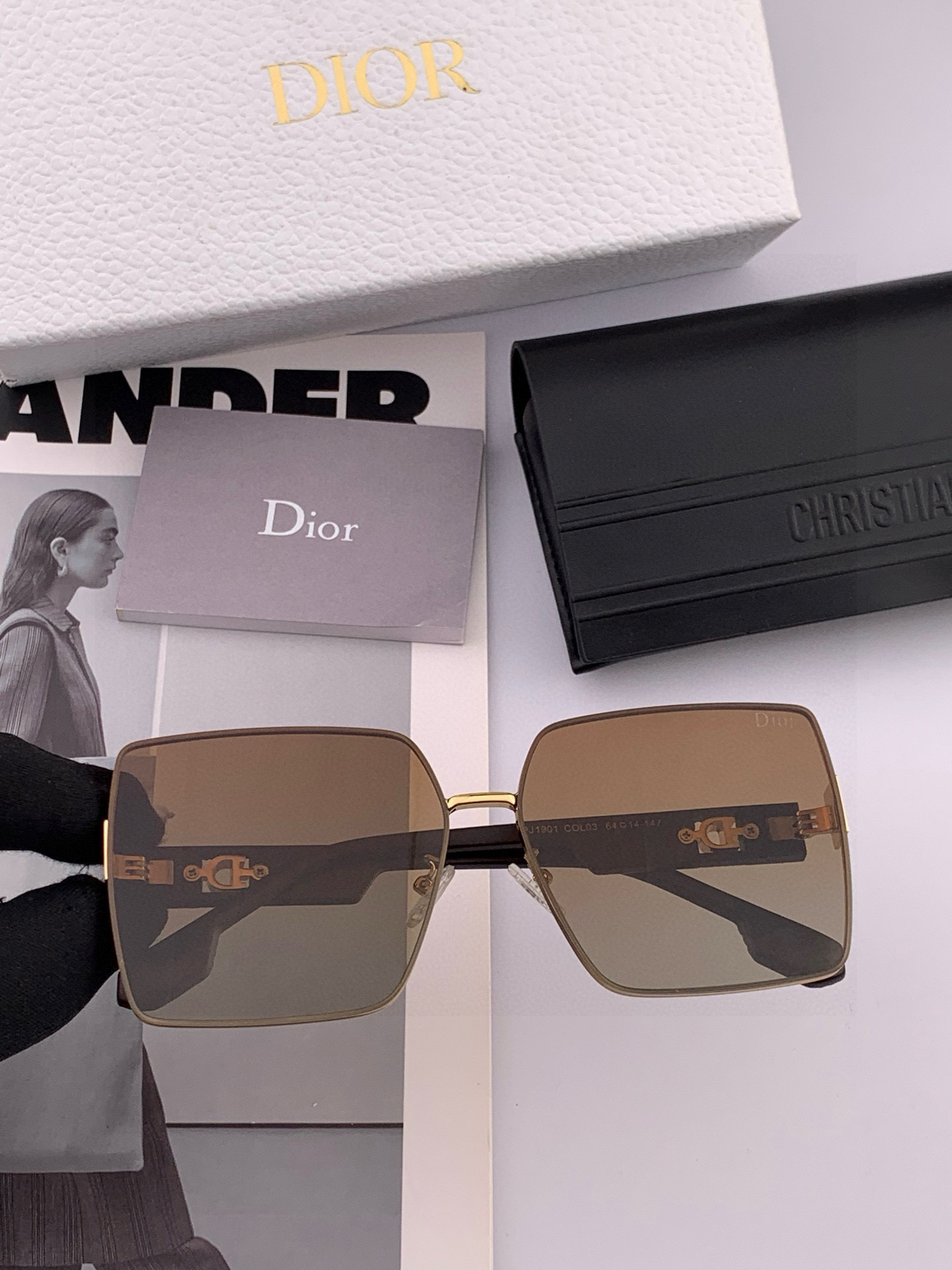  🔺 【DIOR-迪奥】2025开春新款 潮流爆款 时尚方框尼龙太阳镜 高品质 佩戴舒适 网红潮款墨镜 