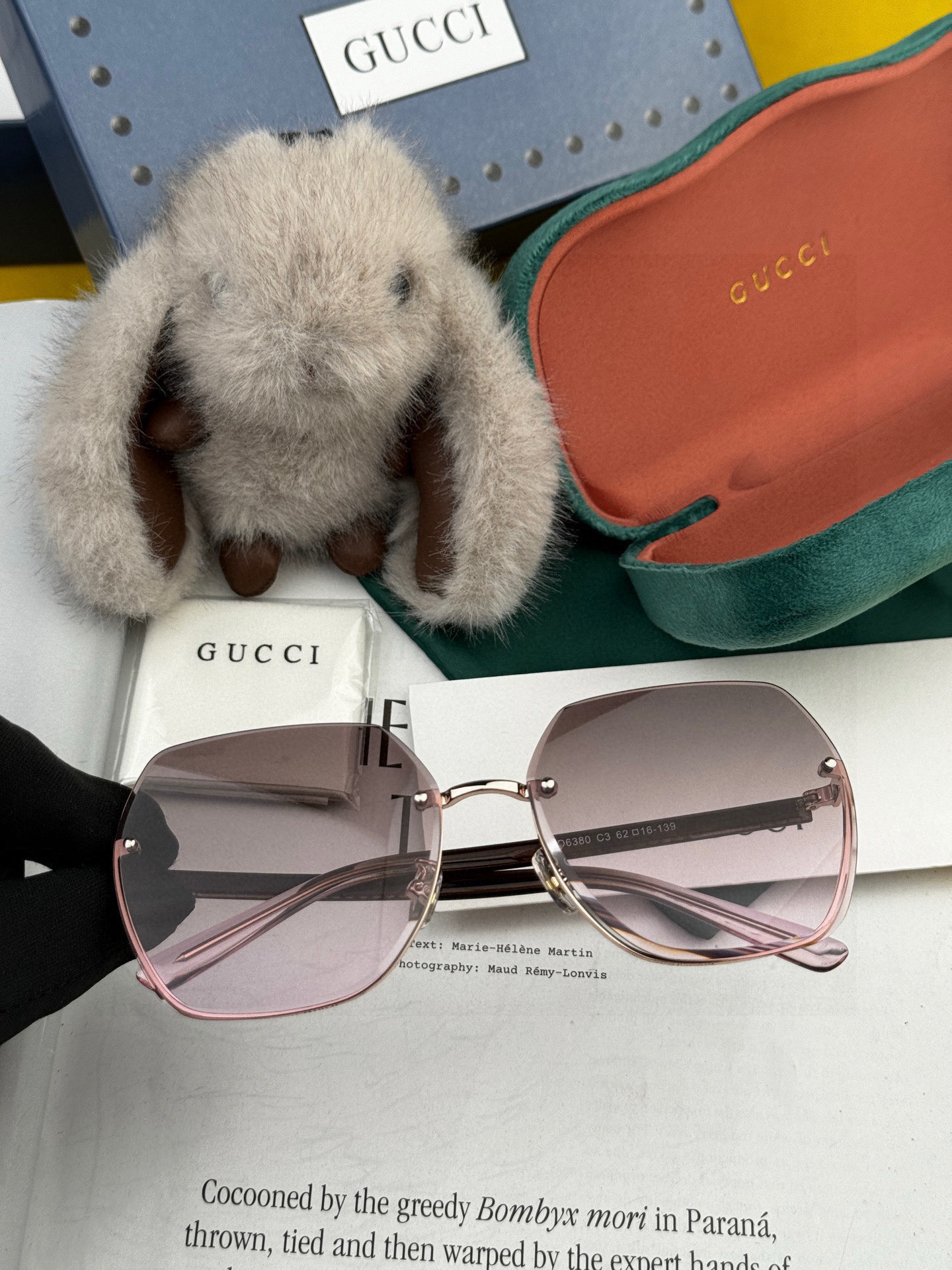 【尼龙偏光系列】GUCCI无框太阳镜墨多边形设计，不挑脸型，无论搭配大衣还是连衣裙都非常显气质尼龙偏光镜