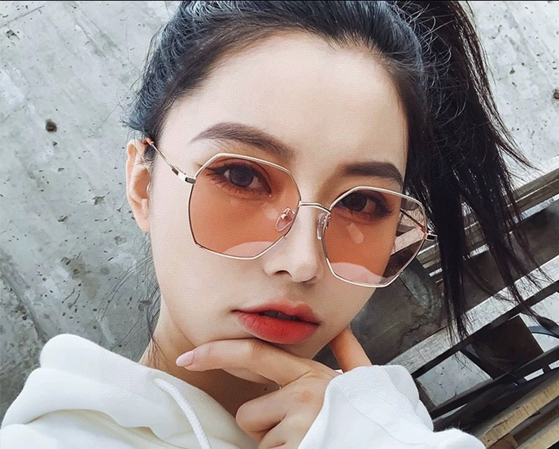 【CHANEL】香奈儿  新款尼龙偏光太眼镜，无框钻石 切边更有质感，大气女人范儿，大脸小脸都好看 ！型