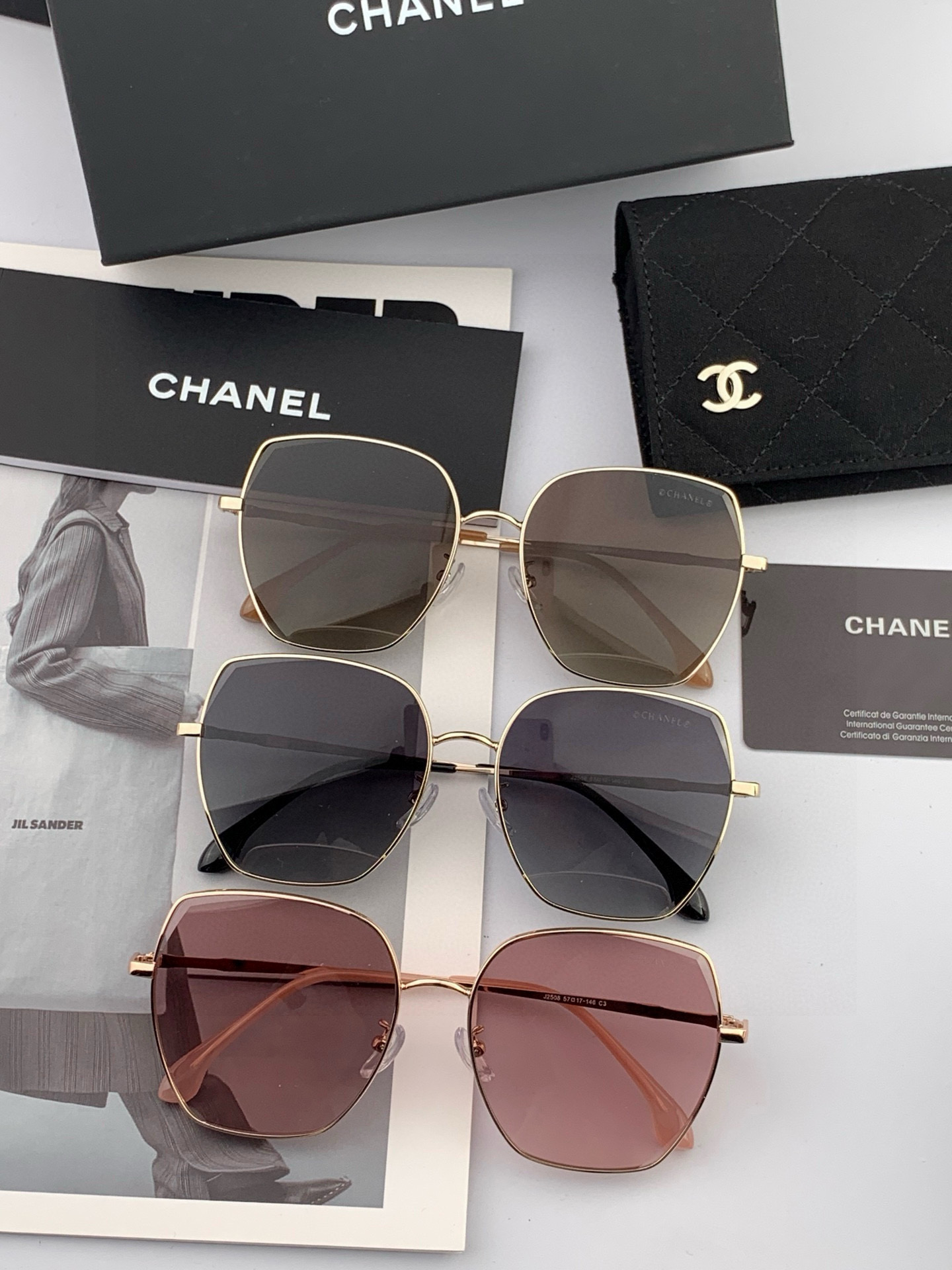 【CHANEL】香奈儿  新款尼龙偏光太眼镜，无框钻石 切边更有质感，大气女人范儿，大脸小脸都好看 ！型