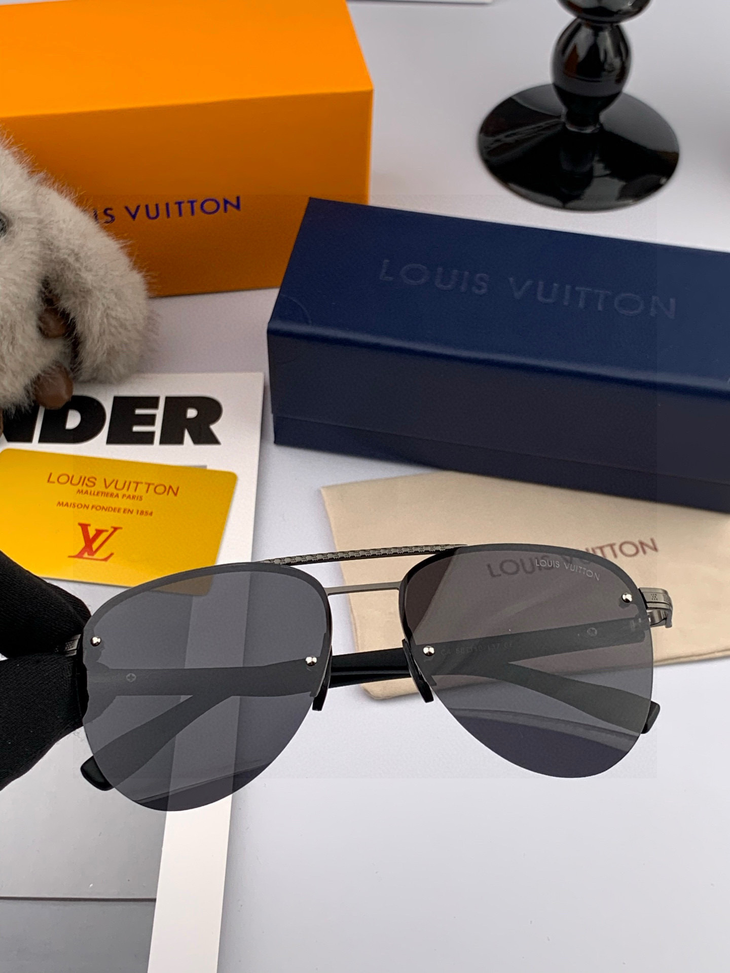   【路易威登 LV 】🌋☔️顶级奢侈🔻男士偏光🔺时尚蛤蟆镜 高品质  气质非凡😄 🍫🍪男士开车墨镜爱情