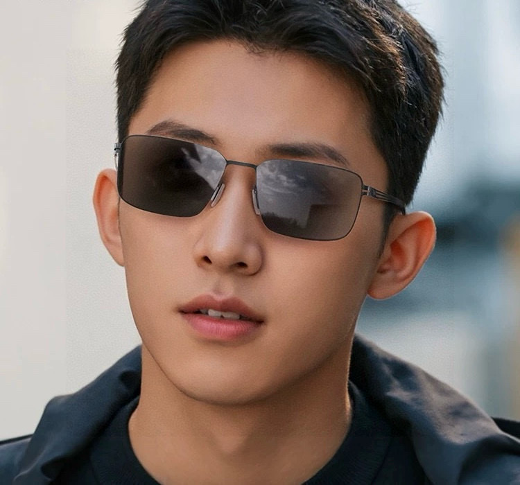 ♦️LV 2025新款男女情侣款太阳镜多边形墨镜iP电镀永不褪色 超轻超有弹性整幅眼镜无螺丝重要的是压不