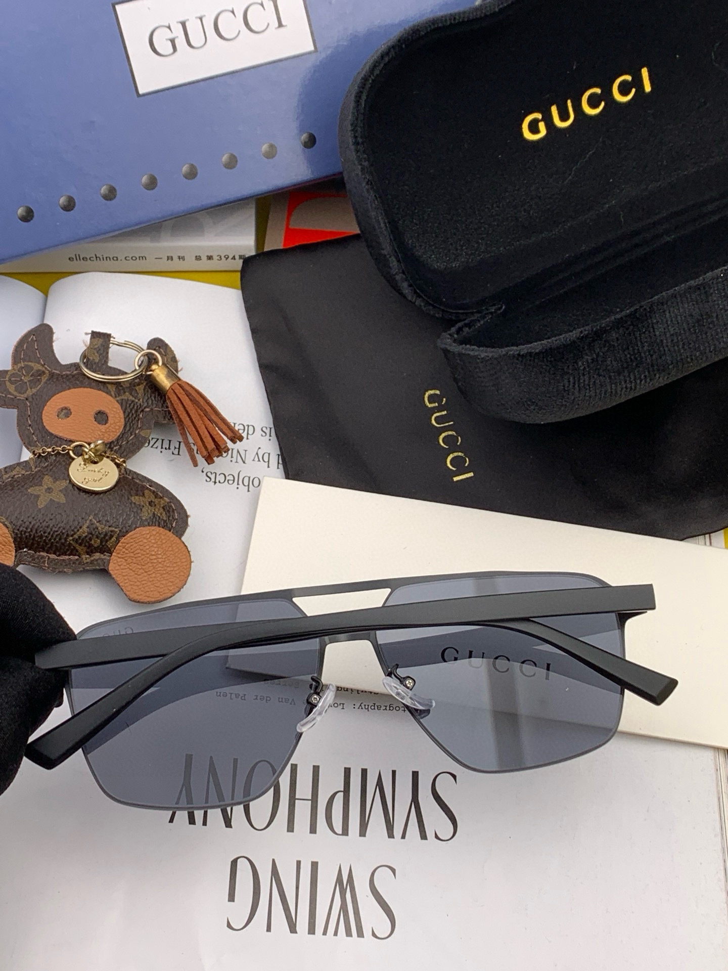         GUCCI 男款炫彩飞行员偏光太阳镜 ❤️材质：高清尼龙加厚卡槽高清偏光镜片 🌹无边框镜