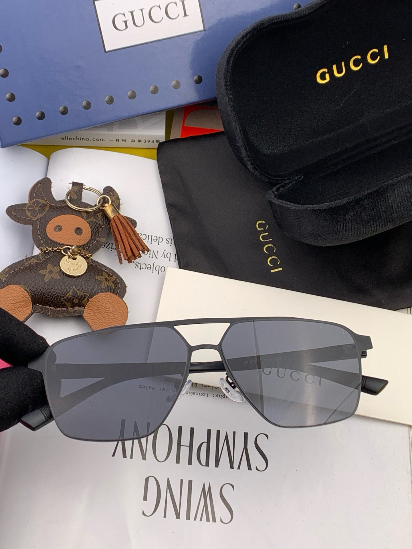         GUCCI 男款炫彩飞行员偏光太阳镜 ❤️材质：高清尼龙加厚卡槽高清偏光镜片 🌹无边框镜