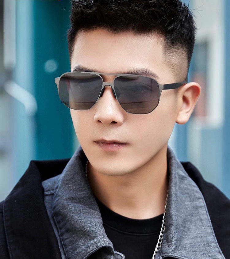         GUCCI 男款炫彩飞行员偏光太阳镜 ❤️材质：高清尼龙加厚卡槽高清偏光镜片 🌹无边框镜