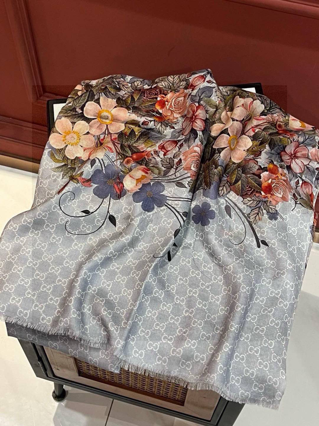  💟秀外慧中，美到过分❗️上身效果疯狂的喜欢❗️Gucci New~300支高端戒指绒！真心美爆了的设计