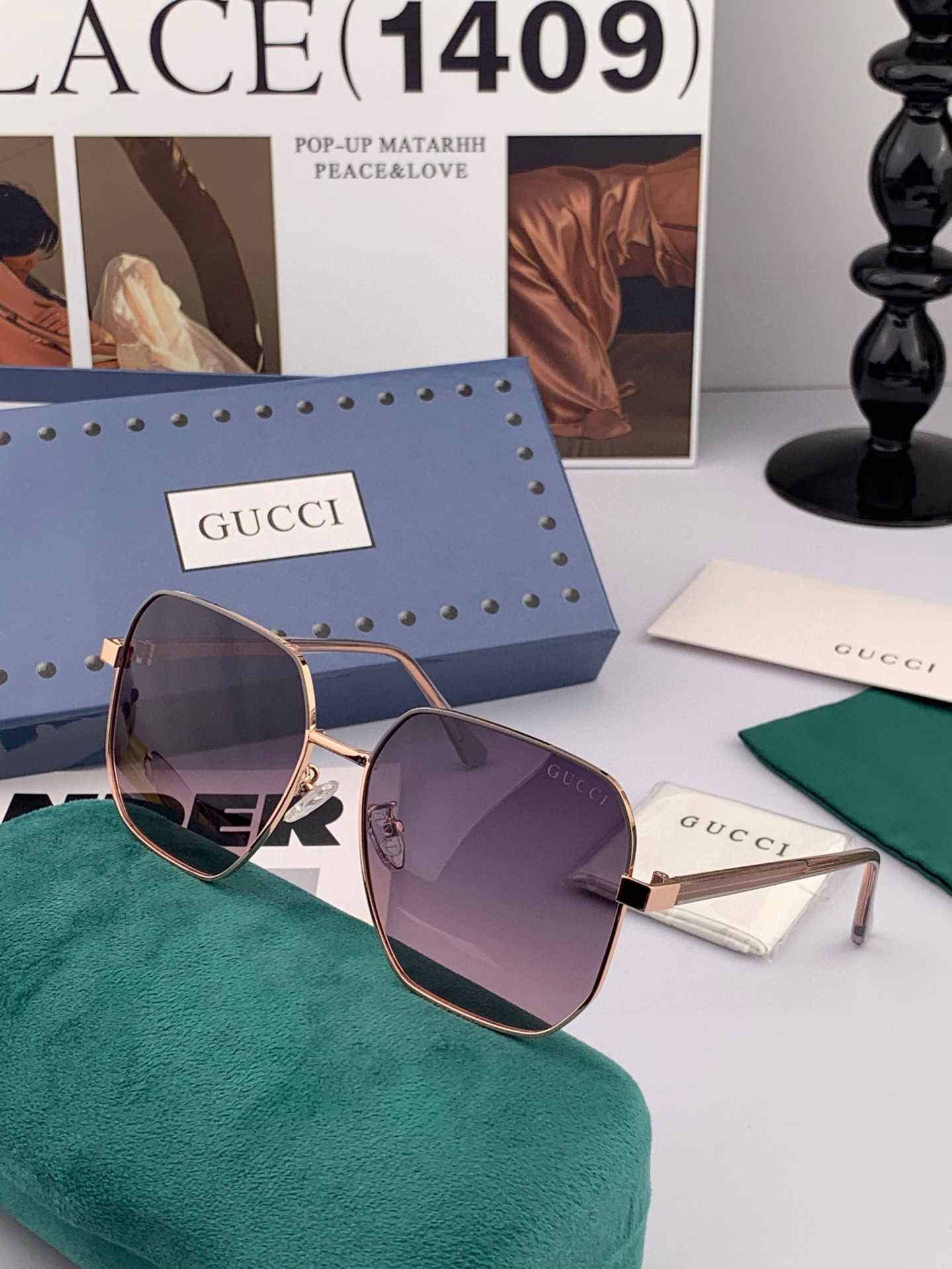  【偏光系列】Gucci   经典的方框设计，不挑脸型，无论搭配大衣还是连衣裙都非常显气质尼龙偏光镜片预