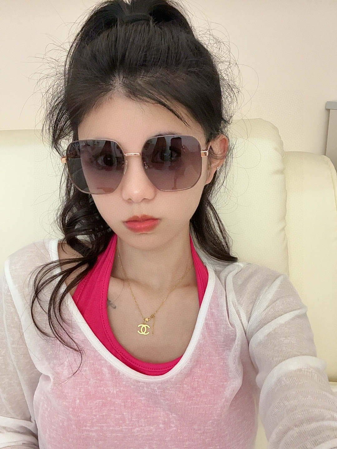  【偏光系列】Gucci   经典的方框设计，不挑脸型，无论搭配大衣还是连衣裙都非常显气质尼龙偏光镜片预