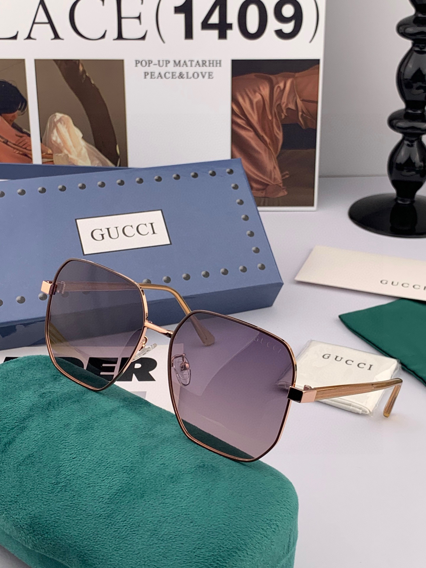  【偏光系列】Gucci   经典的方框设计，不挑脸型，无论搭配大衣还是连衣裙都非常显气质尼龙偏光镜片预