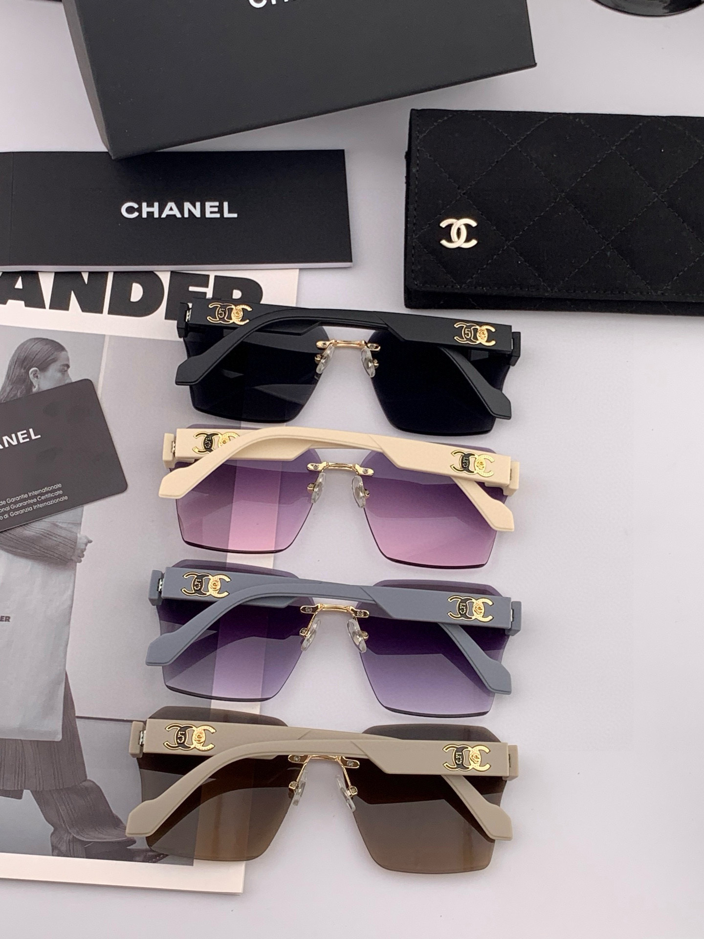  【CHANEL】香奈儿 2025新款潮流爆款 时尚方框太阳镜 佩戴舒适 网红潮款墨镜  女士高清加厚偏