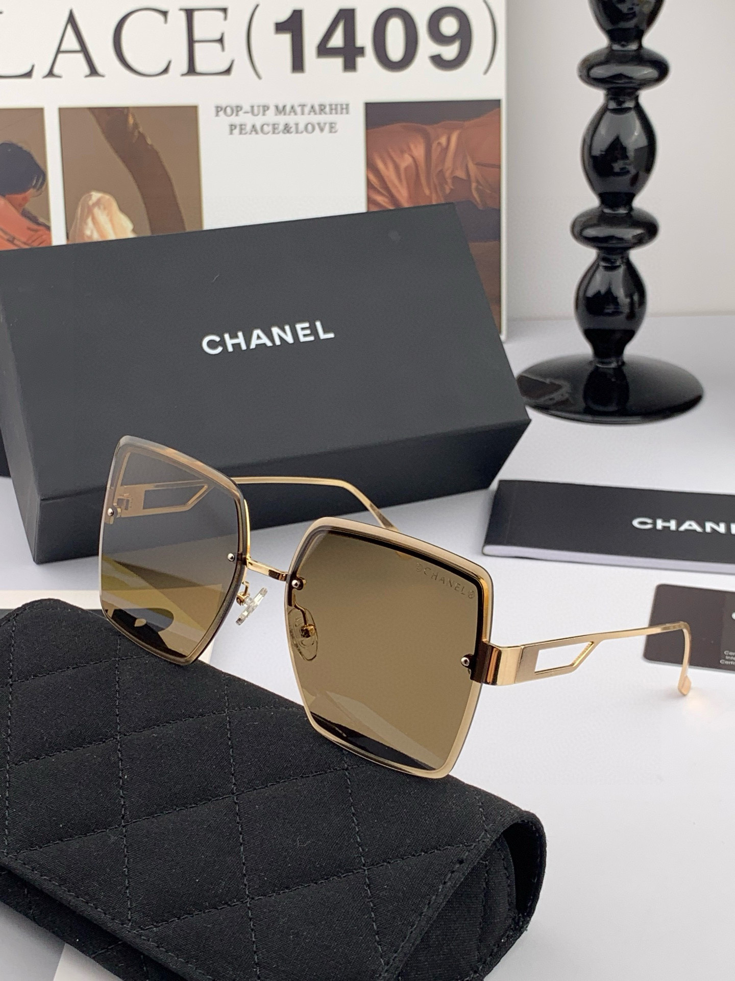    新品CHANEL 香奈儿太阳镜以独特魅力和前卫风格诠释春夏最新眼镜，质感超好佩带舒适 型号：CH5