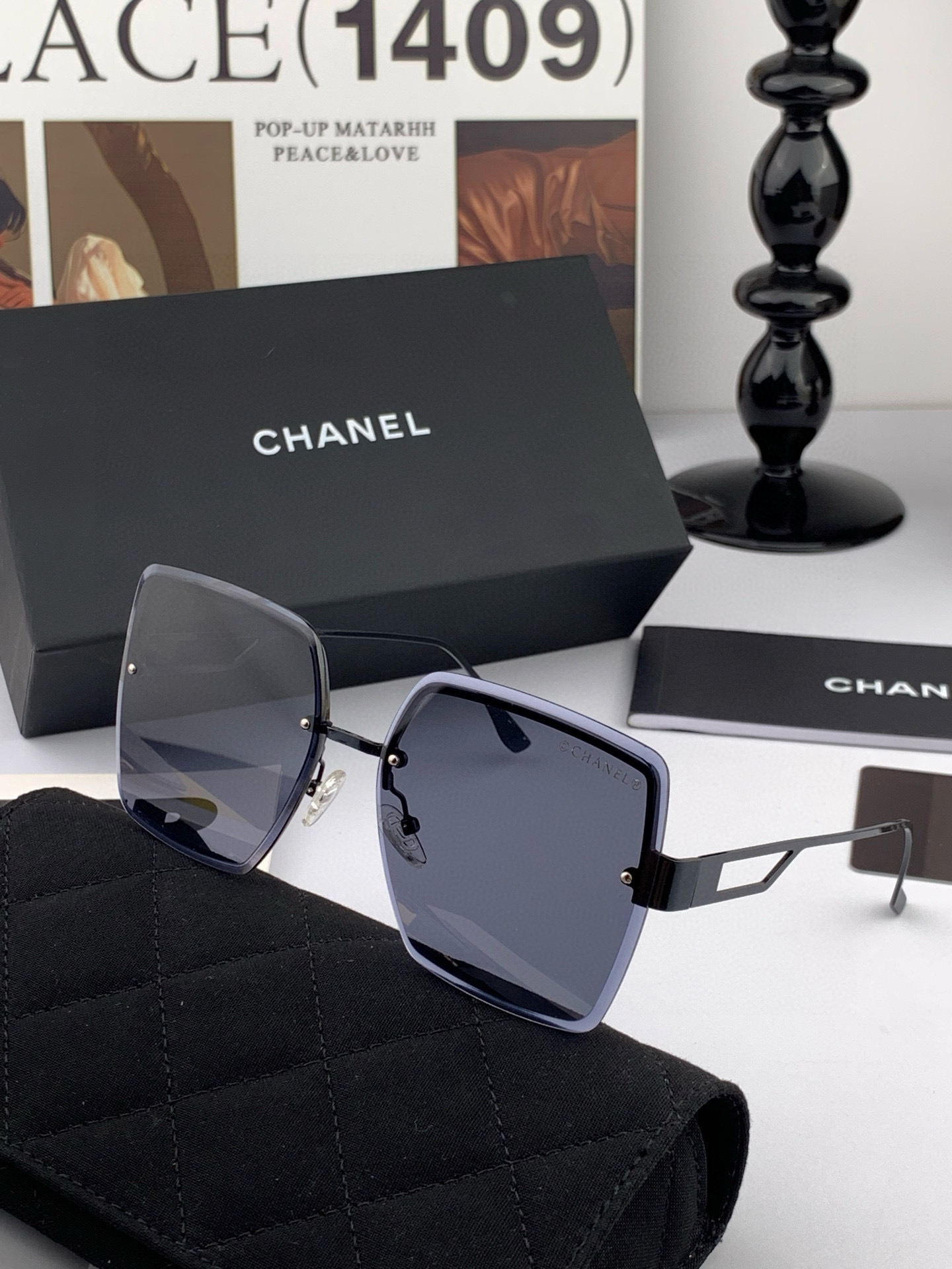    新品CHANEL 香奈儿太阳镜以独特魅力和前卫风格诠释春夏最新眼镜，质感超好佩带舒适 型号：CH5