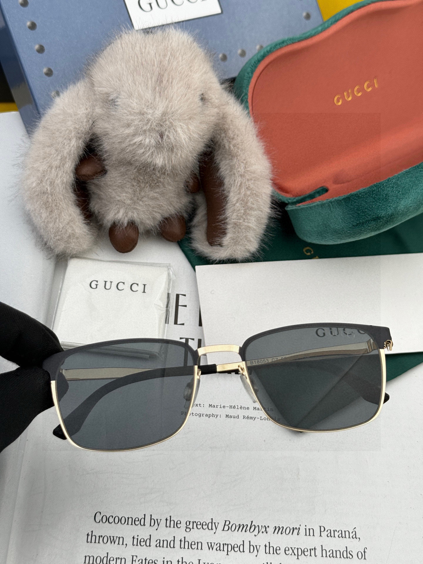 ♦️GUCCI 2025新款男女情侣款太阳镜多边形墨镜iP电镀永不褪色 超轻超有弹性整幅眼镜无螺丝重要的