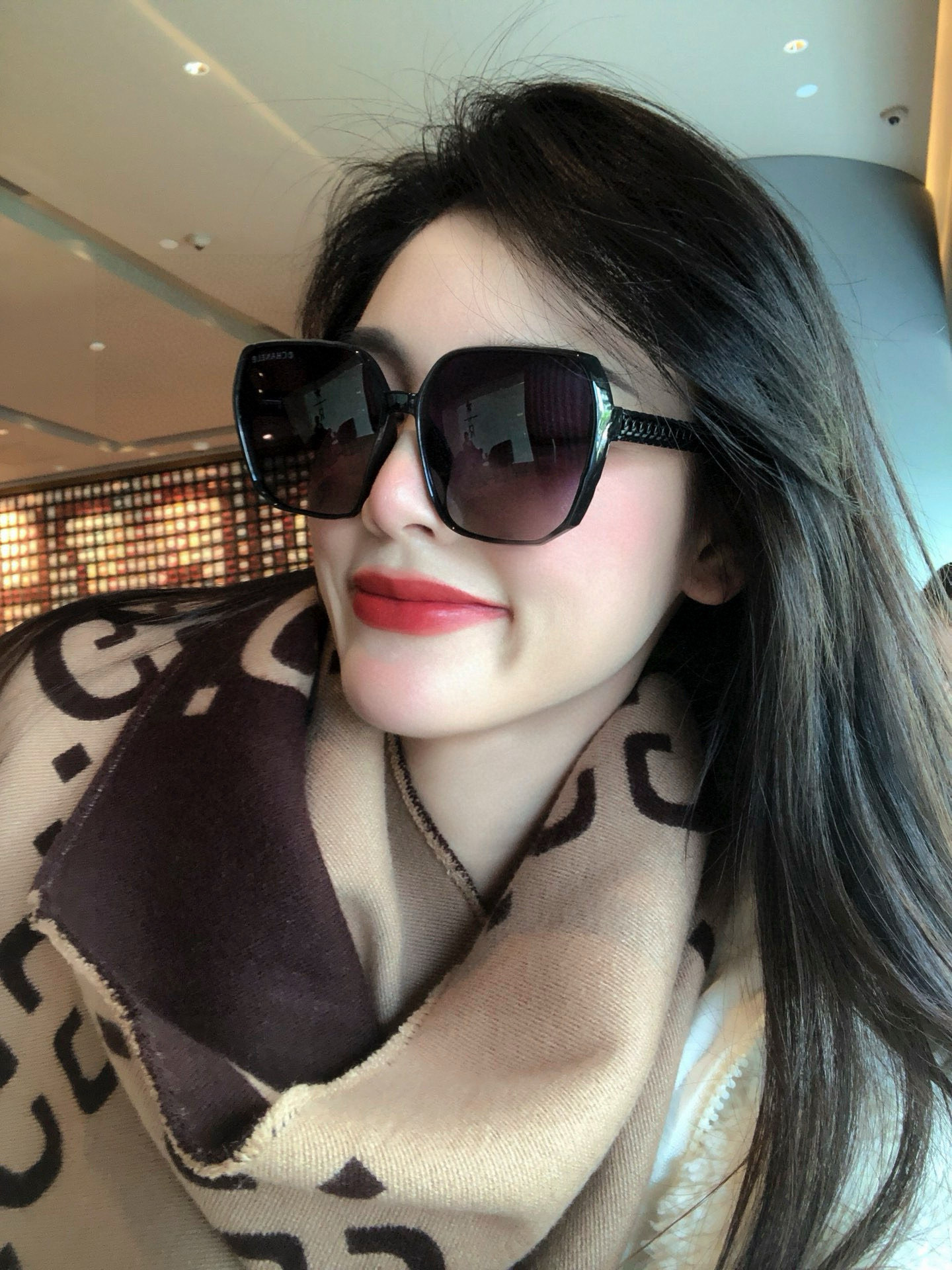 🔺 【香奈儿】2025开春新款 潮流爆款 时尚方框偏光太阳镜 高品质 佩戴舒适 网红潮款墨镜 型号：CH