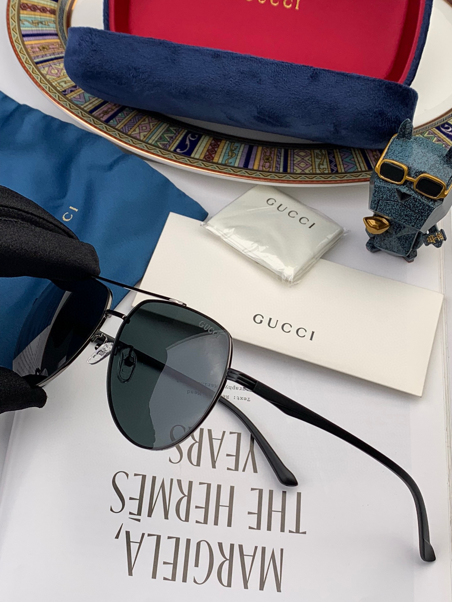        GUCCI 男款炫彩飞行员偏光太阳镜 ❤️材质：高清尼龙加厚卡槽高清偏光镜片 🌹无边框镜架