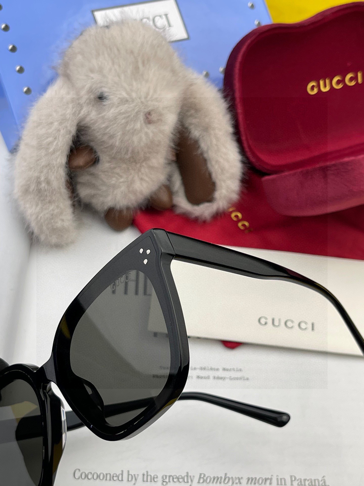  GUCCI2025 开春新款一体镜 大框太阳镜男女同款 😎 
爆款大框尼龙太阳镜 超逼格超酷 
镜腿品