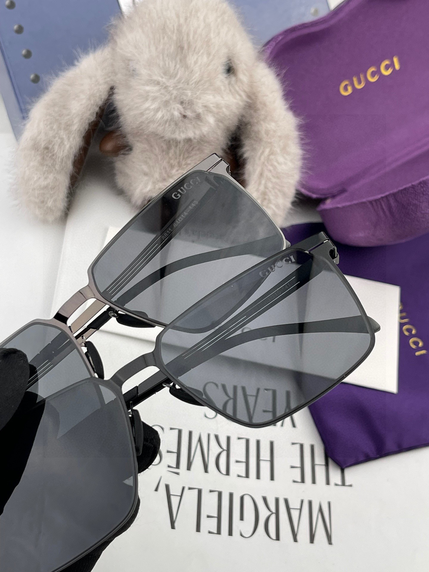 ♦️ GUCCI 2025新款男女情侣款太阳镜多边形墨镜iP电镀永不褪色 超轻超有弹性整幅眼镜无螺丝重要