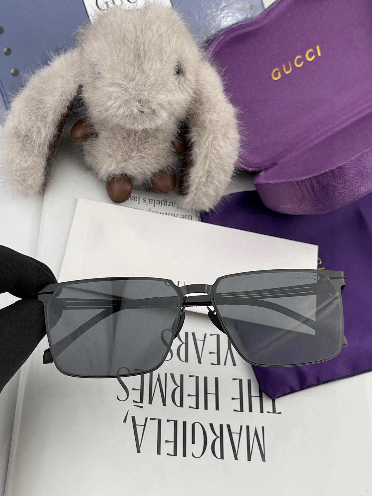 ♦️ GUCCI 2025新款男女情侣款太阳镜多边形墨镜iP电镀永不褪色 超轻超有弹性整幅眼镜无螺丝重要