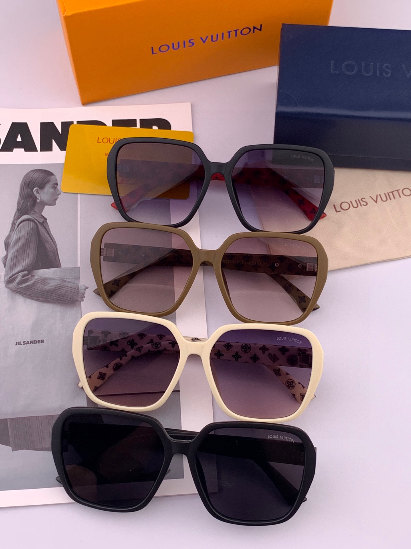  LV 2025年开春新款  潮流爆款 时尚方框太阳镜 高品质 佩戴舒适 网红潮款墨镜 型号L3305