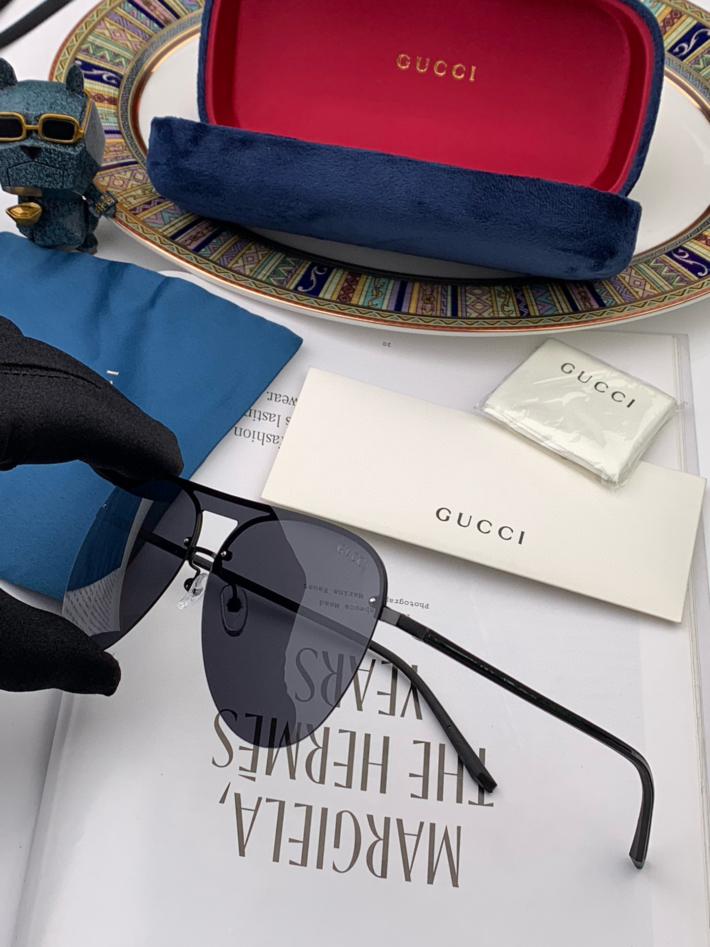   超好看 潮酷【GUCCI】古驰  新款太阳镜以独特魅力和前卫风格诠释春夏最新眼镜，中梁连体质感超好佩