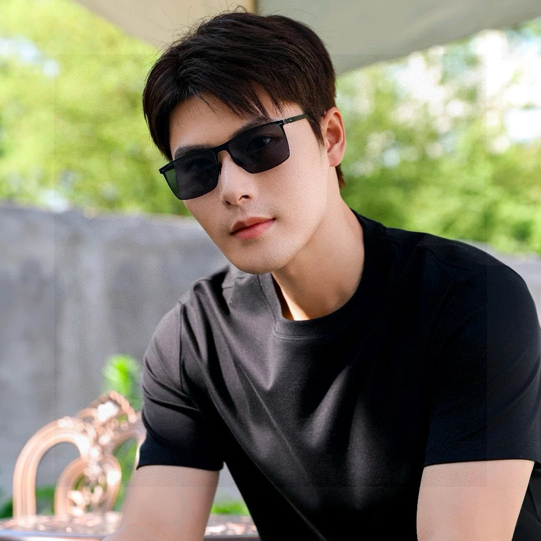 ♦️ GUCCI 2025新款男女情侣款太阳镜多边形墨镜iP电镀永不褪色 超轻超有弹性整幅眼镜无螺丝重要