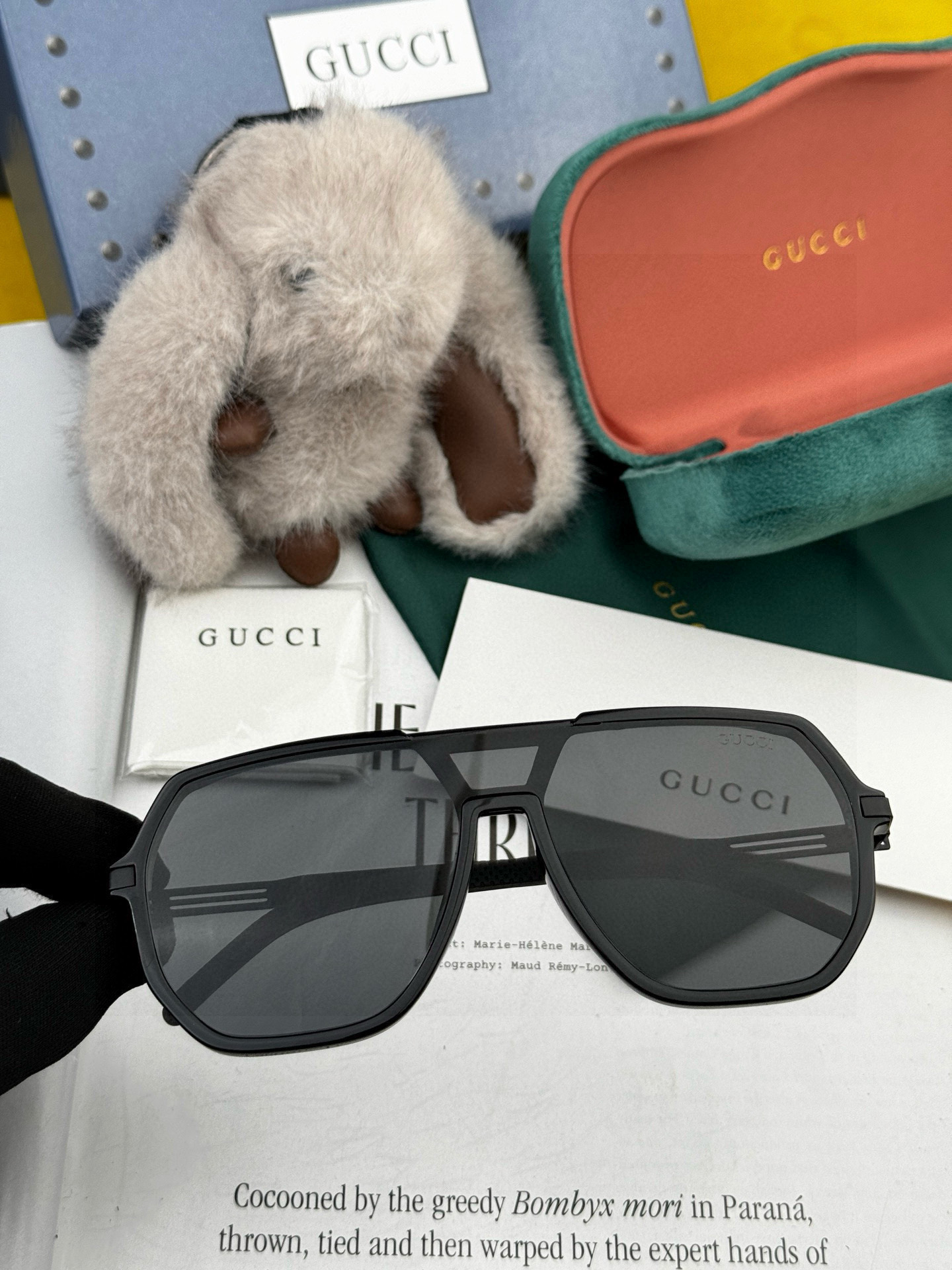 ♦️ GUCCI 2025新款男女情侣款太阳镜多边形墨镜iP电镀永不褪色 超轻超有弹性整幅眼镜无螺丝重要