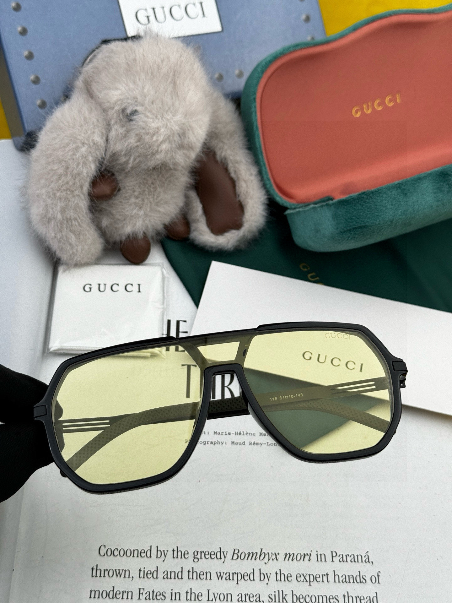 ♦️ GUCCI 2025新款男女情侣款太阳镜多边形墨镜iP电镀永不褪色 超轻超有弹性整幅眼镜无螺丝重要